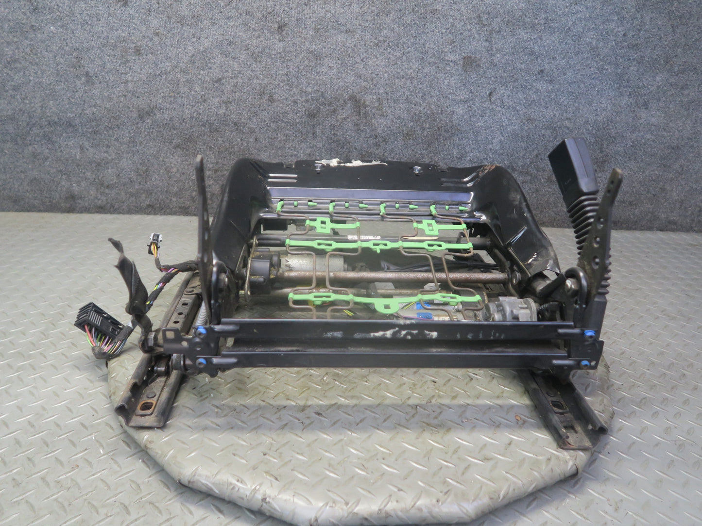 03-08  BMW E85 Z4 Front Left Seat Lower Frame Track Rail w Motors OEM
