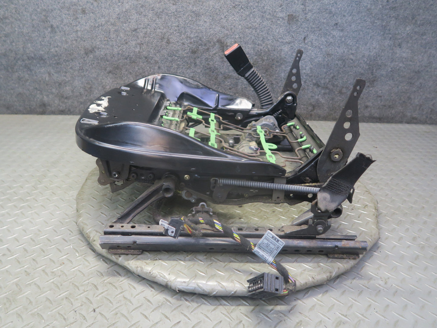 03-08  BMW E85 Z4 Front Left Seat Lower Frame Track Rail w Motors OEM