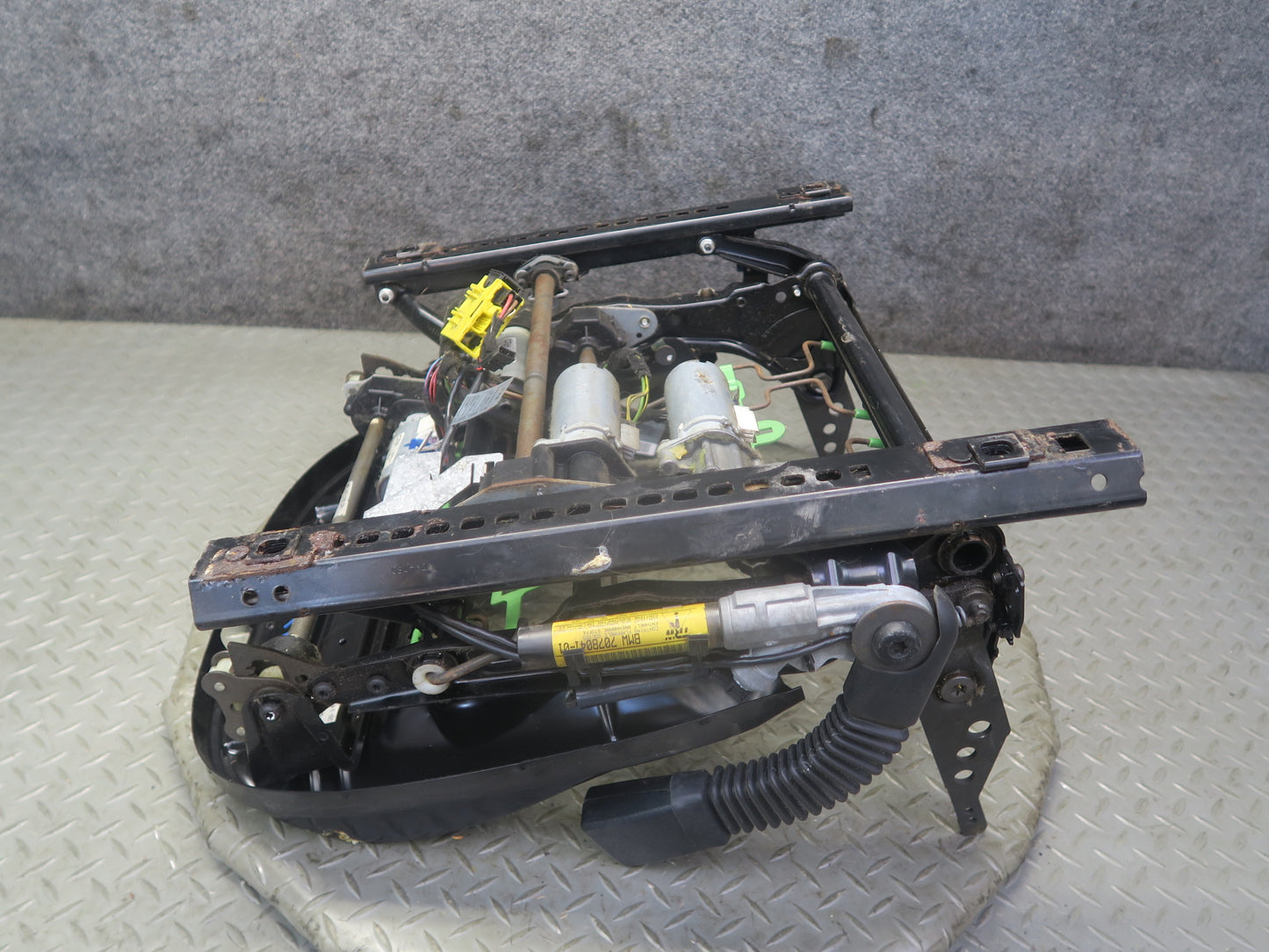 03-08  BMW E85 Z4 Front Left Seat Lower Frame Track Rail w Motors OEM