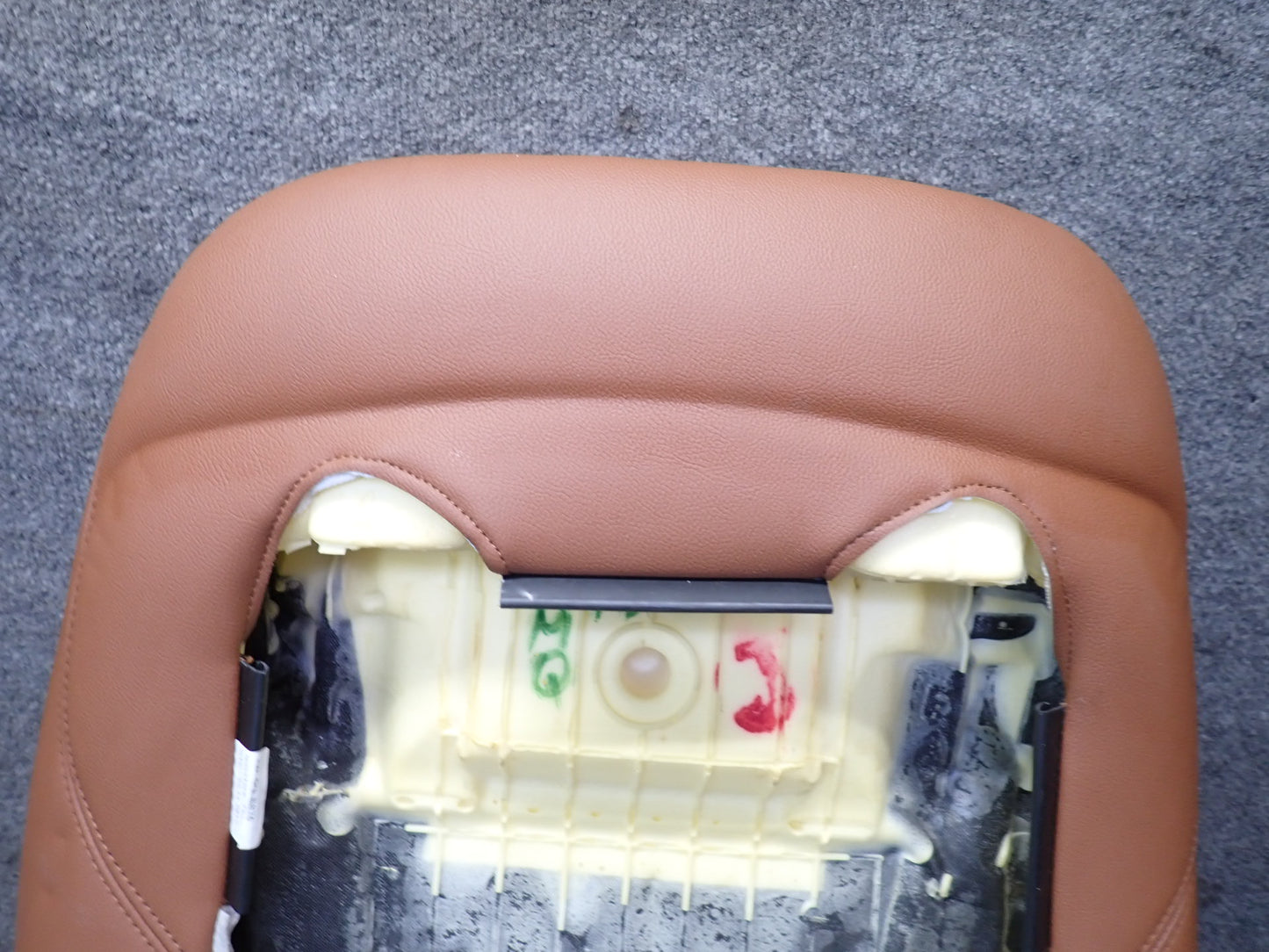 2014-2021 Maserati Quattroporte M156 Front Left Side Seat Upper Seat Cushion