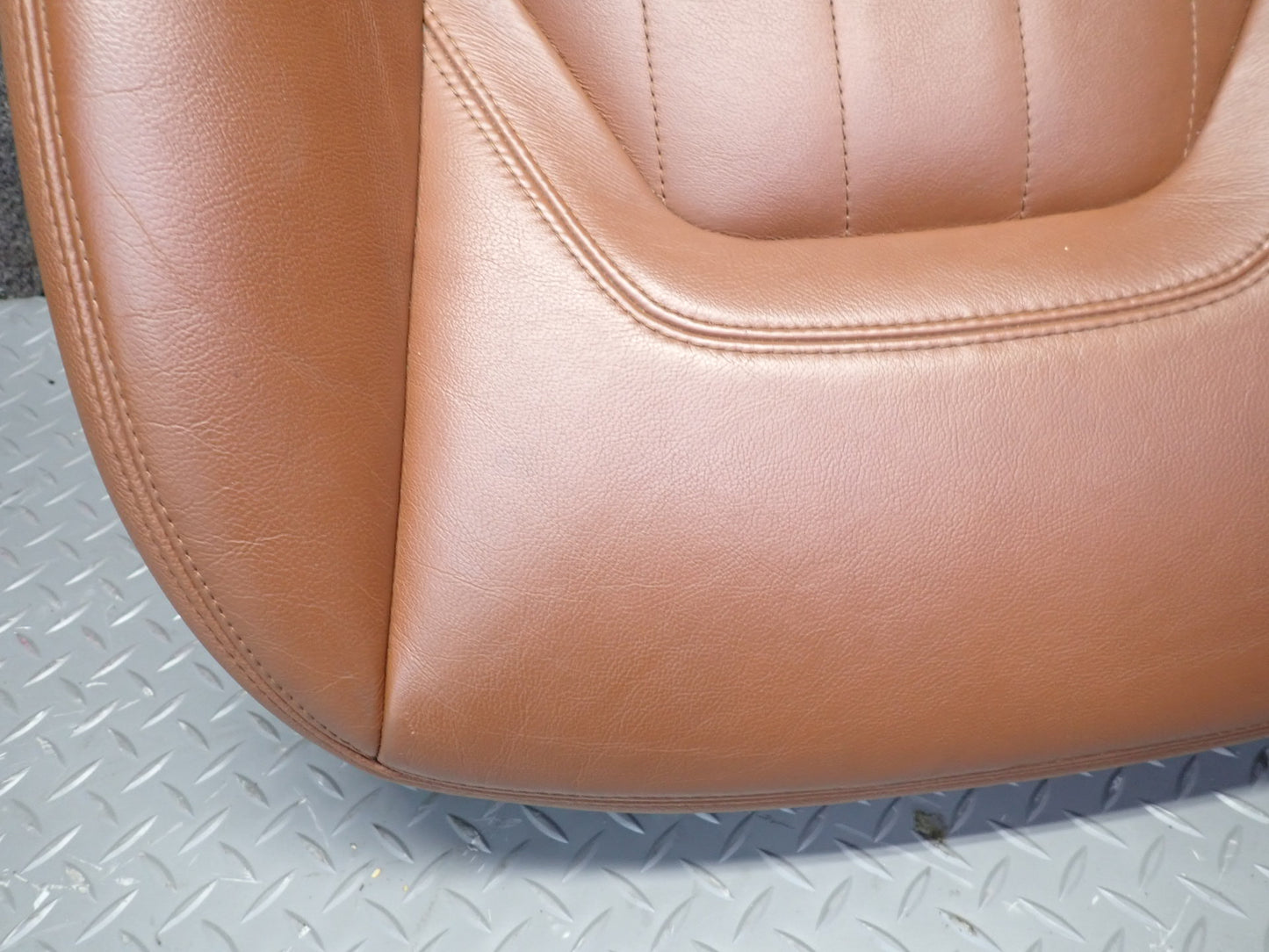 2014-2021 Maserati Quattroporte M156 Front Right Side Seat Lower Seat Cushion