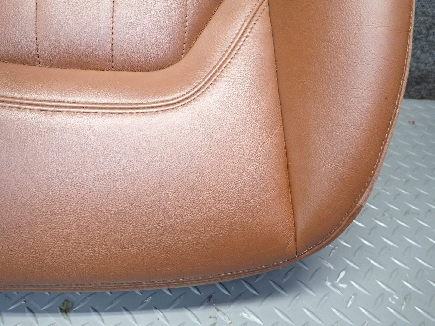 2014-2021 Maserati Quattroporte M156 Front Right Side Seat Lower Seat Cushion