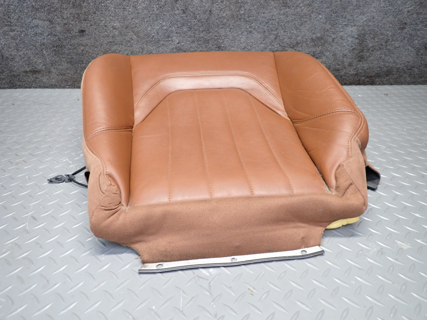 2014-2021 Maserati Quattroporte M156 Front Right Side Seat Lower Seat Cushion