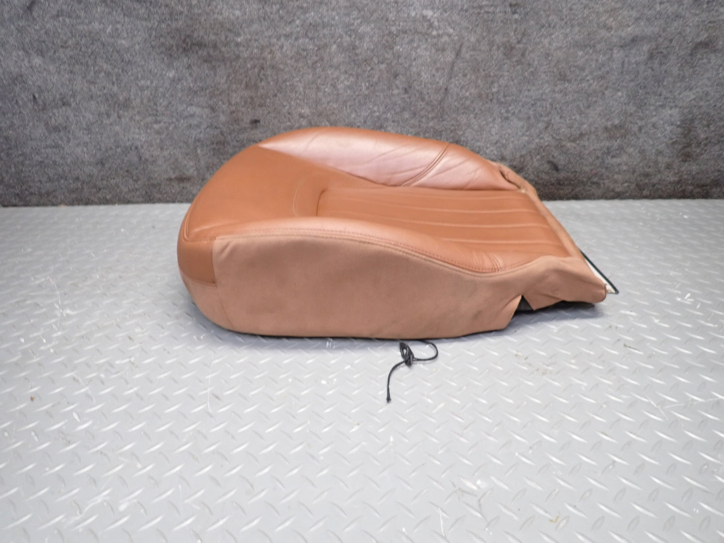 2014-2021 Maserati Quattroporte M156 Front Right Side Seat Lower Seat Cushion