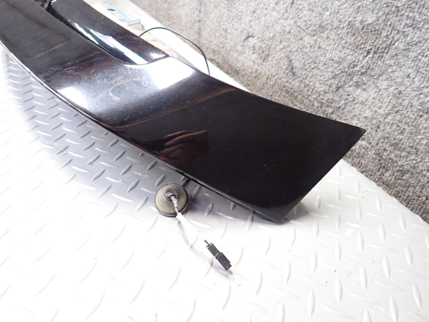 2013-2014 Porsche Cayenne 958 GTS Rear Tailgate Liftgate Spoiler w Brake Light