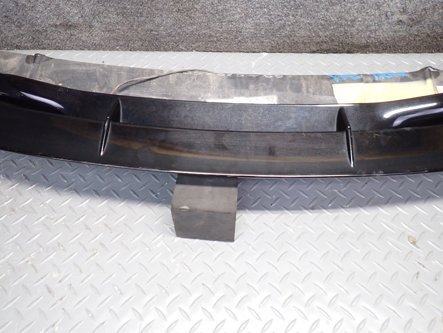 2013-2014 Porsche Cayenne 958 GTS Rear Tailgate Liftgate Spoiler w Brake Light