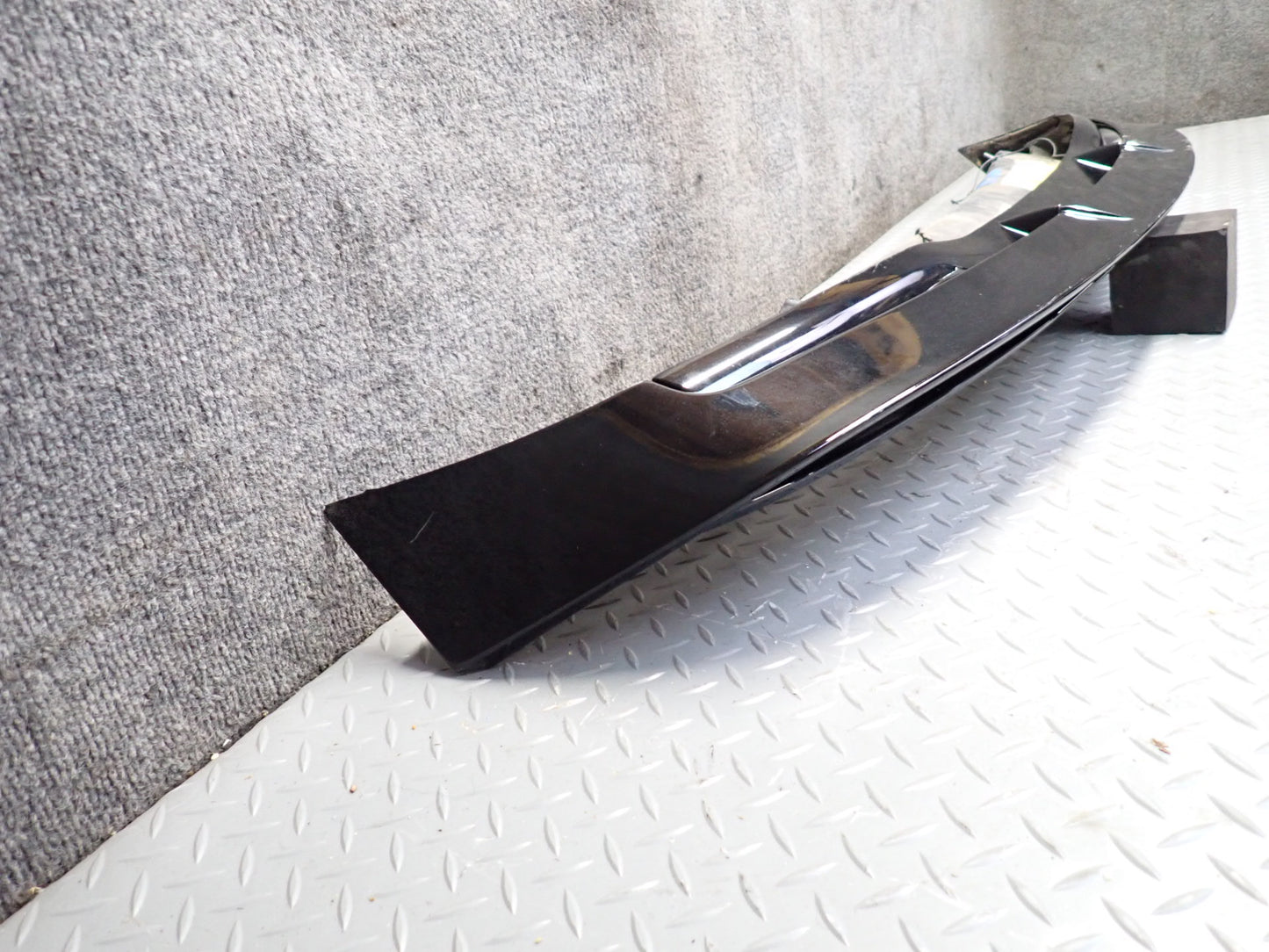 2013-2014 Porsche Cayenne 958 GTS Rear Tailgate Liftgate Spoiler w Brake Light