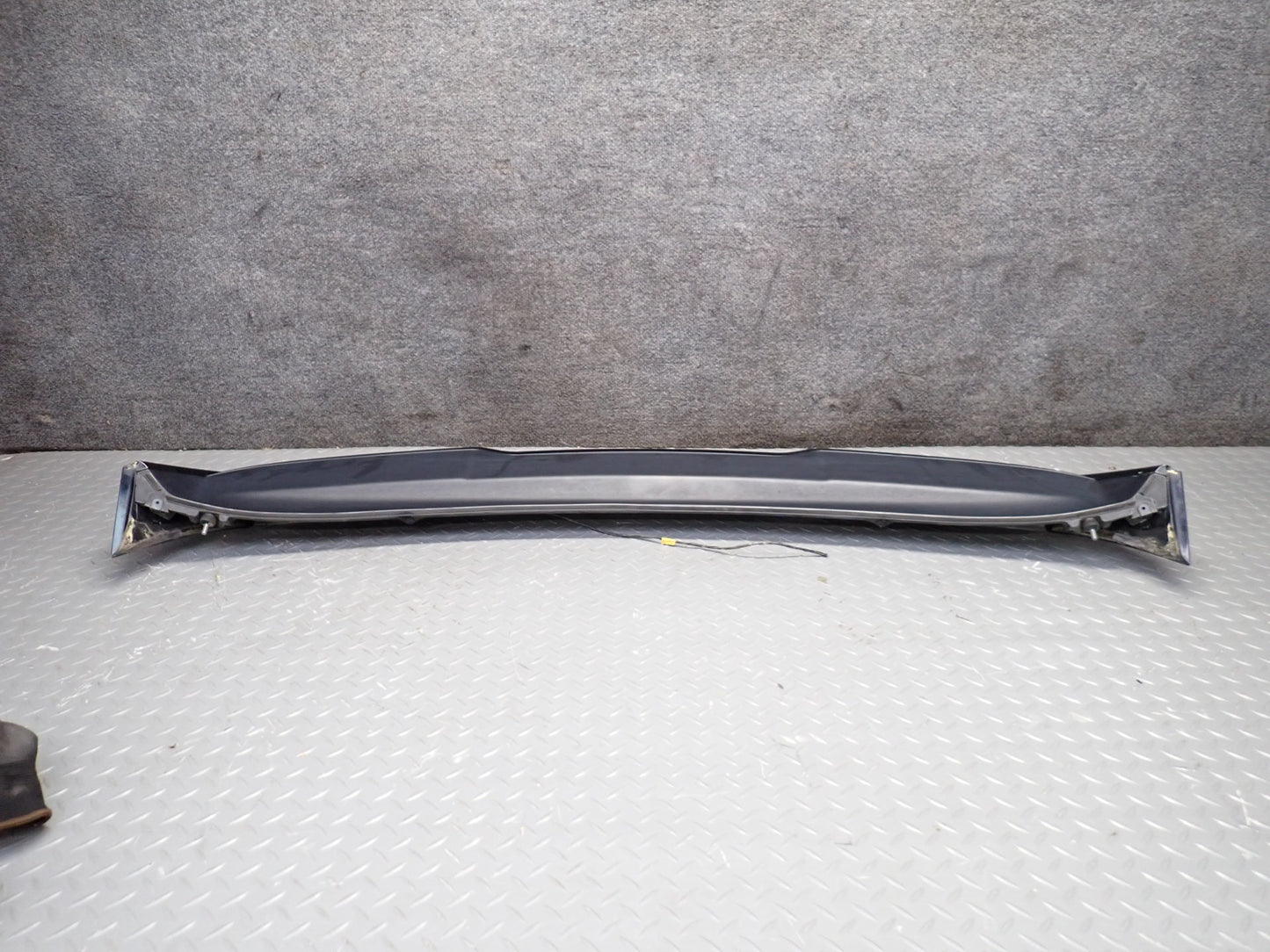 2013-2014 Porsche Cayenne 958 GTS Rear Tailgate Liftgate Spoiler w Brake Light