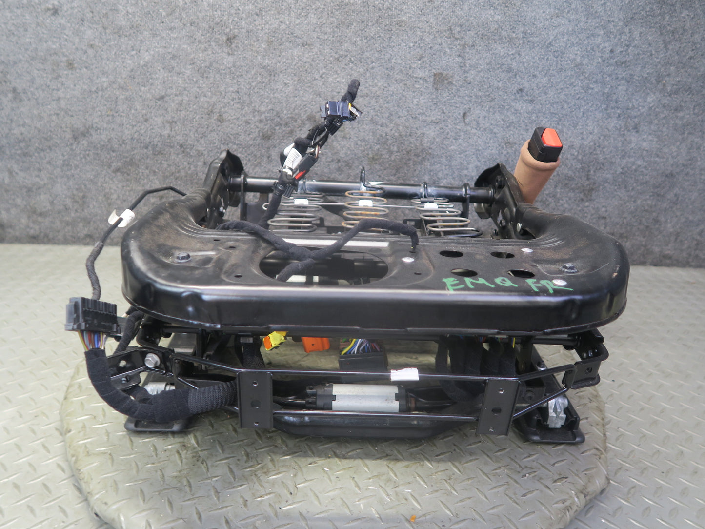 2014-2021 Maserati Quattroporte M156 Front Right Passenger Side Seat Frame Rail
