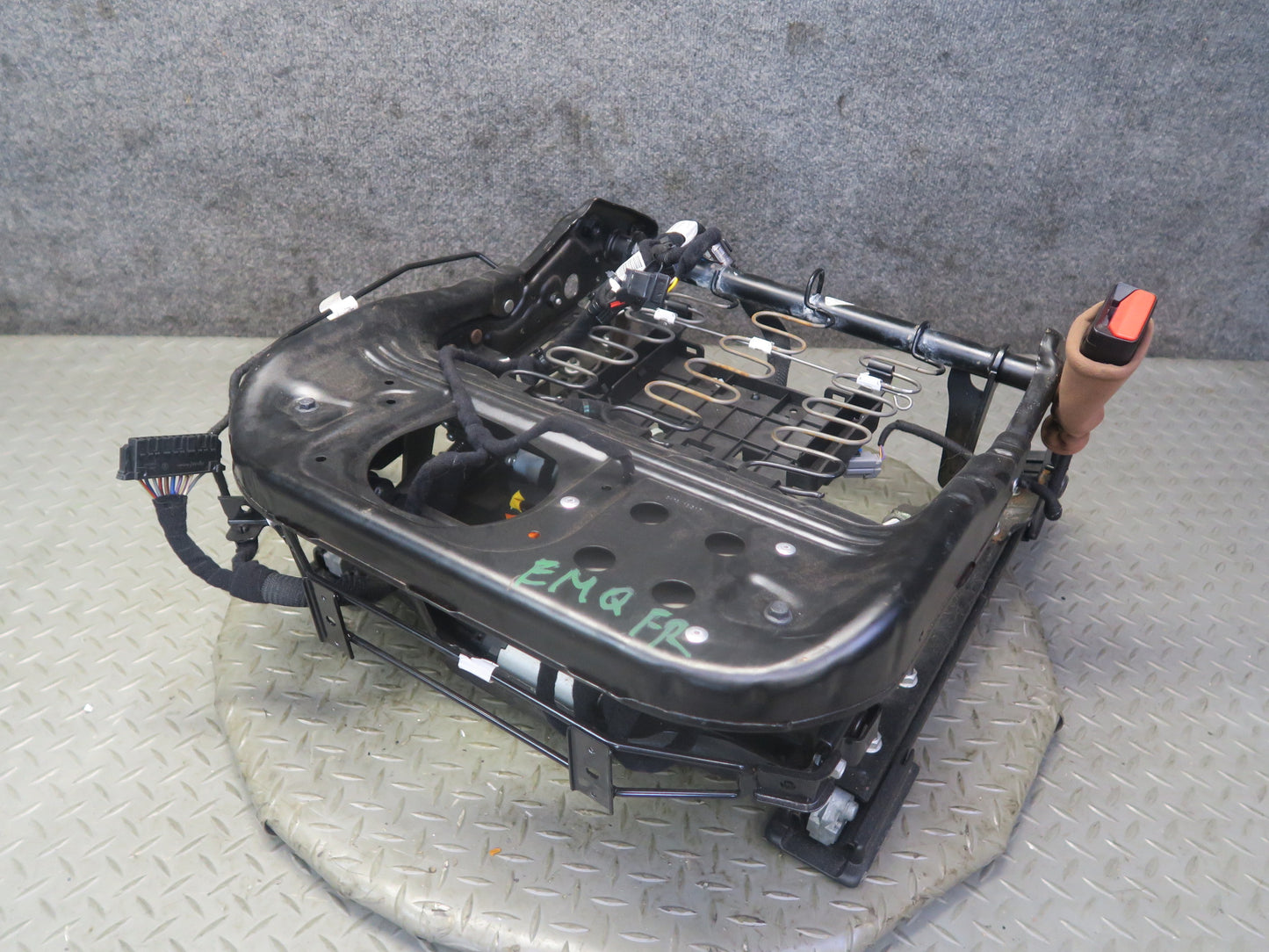 2014-2021 Maserati Quattroporte M156 Front Right Passenger Side Seat Frame Rail