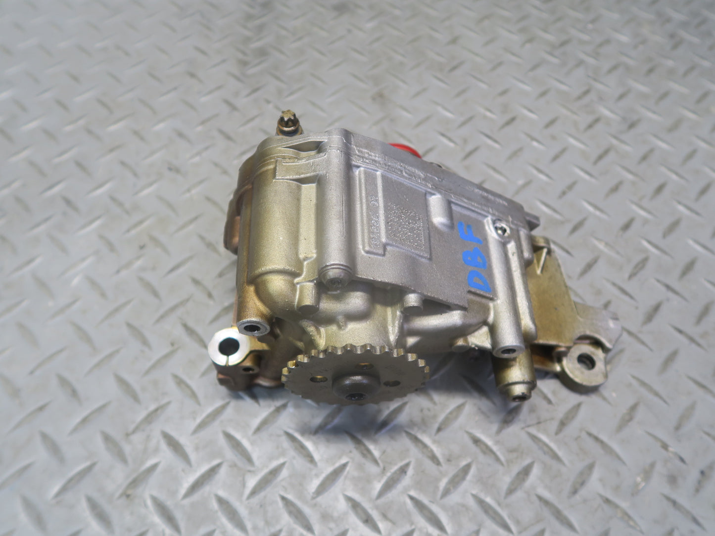 2015-2020 BMW F82 F83 M4 S55 Engine Motor Oil Fluid Pump