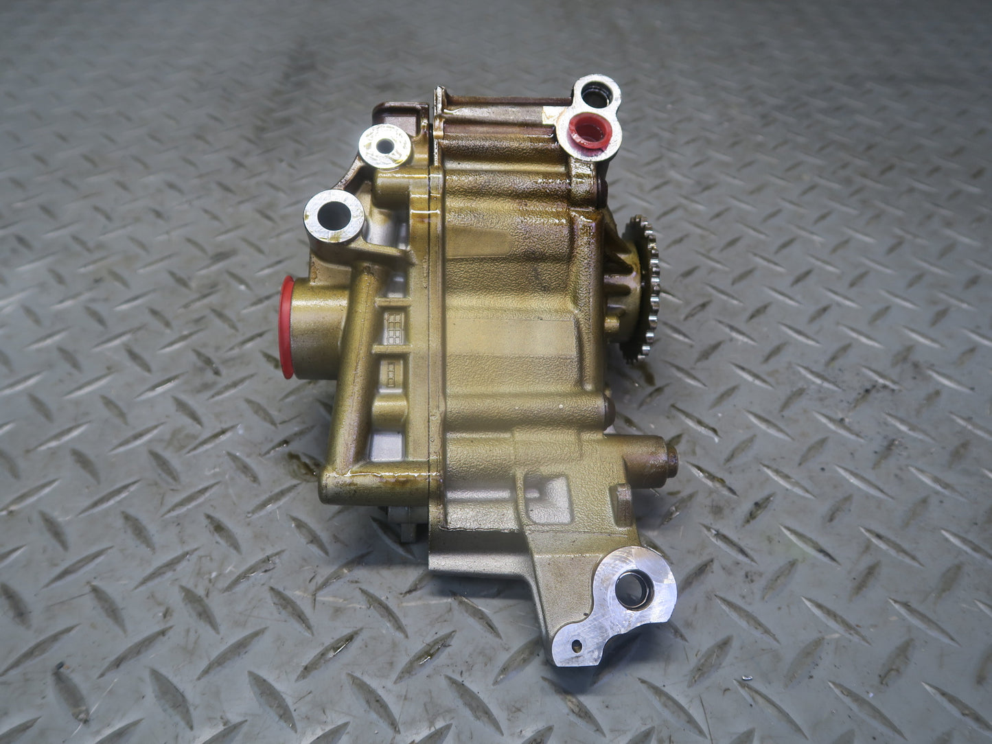 2015-2020 BMW F82 F83 M4 S55 Engine Motor Oil Fluid Pump