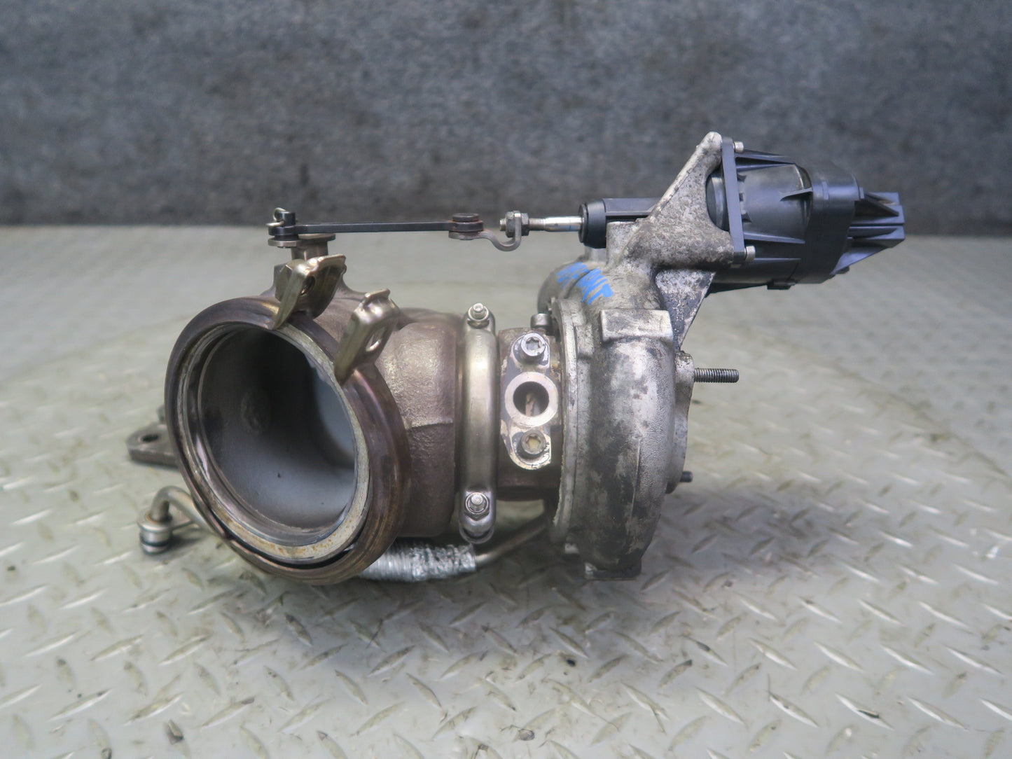 2015-2020 BMW F82 F83 M4 S55 Engine Front & Rear Turbo Charger Turbocharger Set
