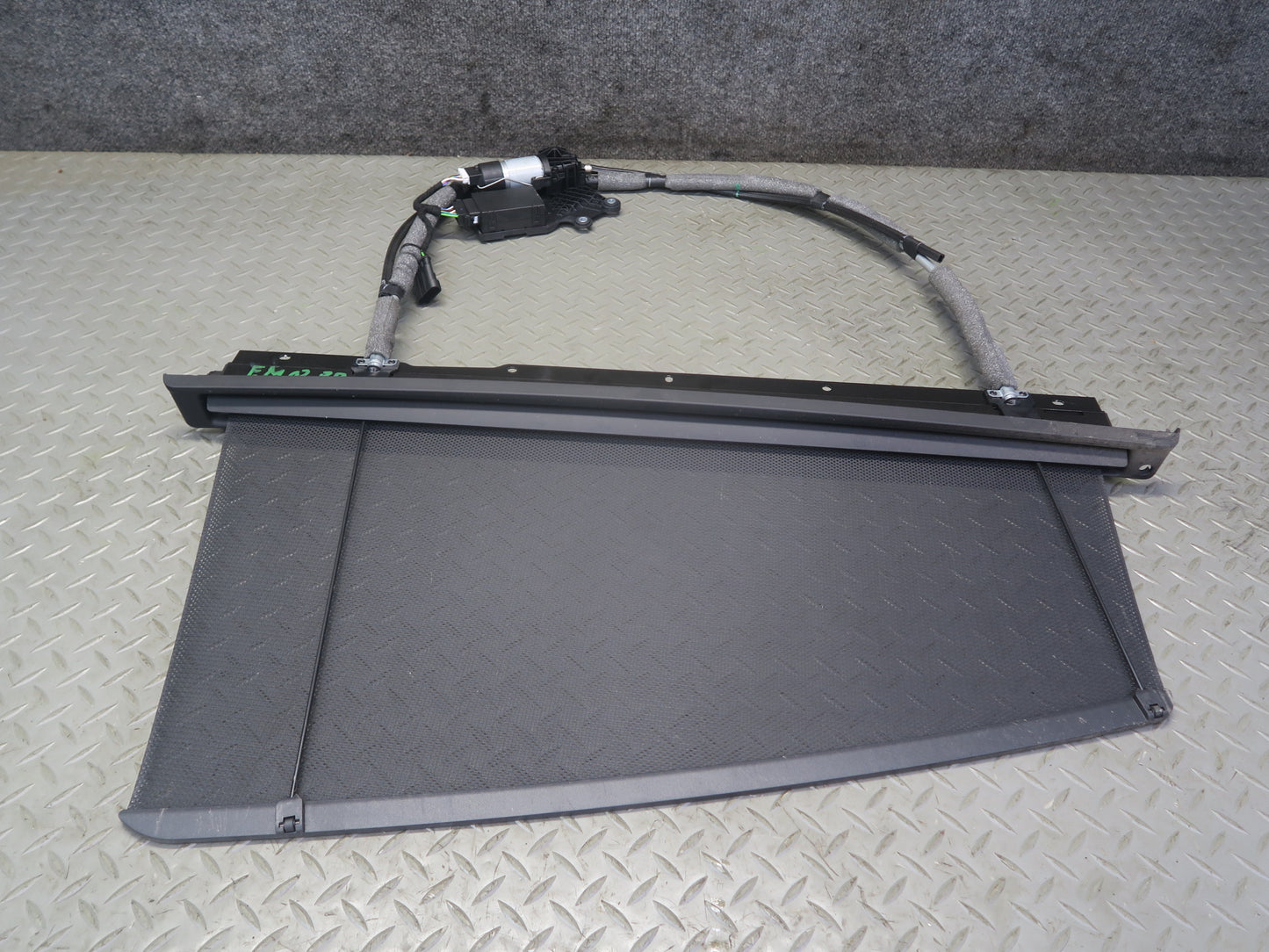 2014-2021 Maserati Quattroporte M156 Rear Right Pass Side Door Window Sun Shade
