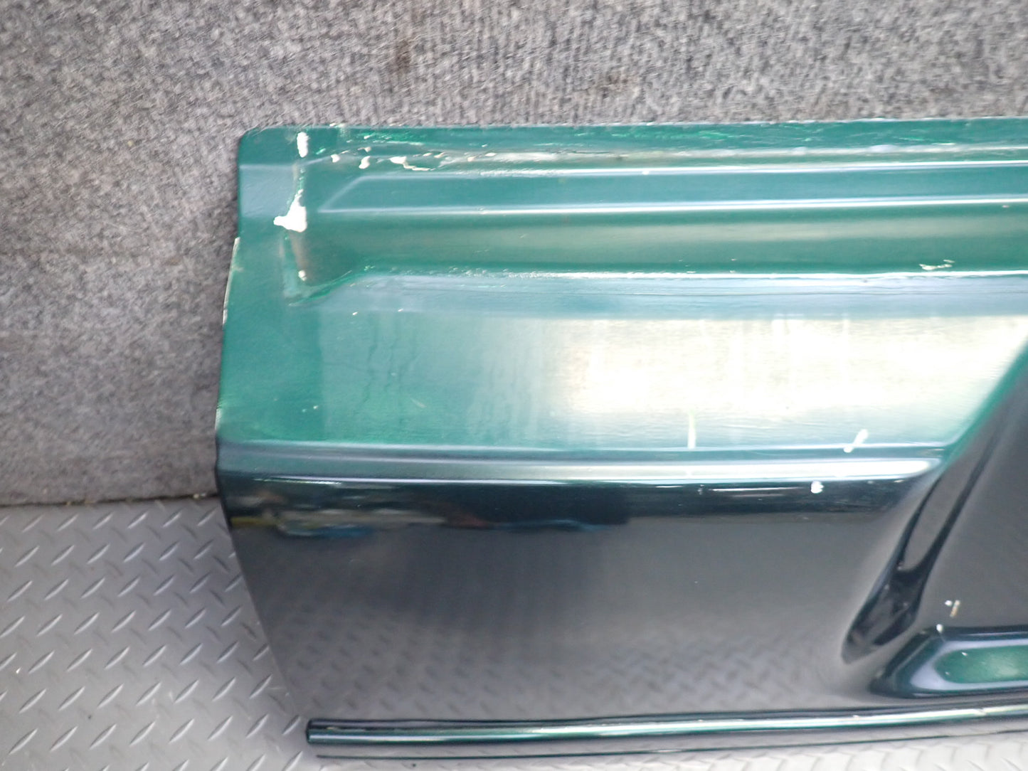 1996-1997 Lexus FZJ80L LX450 Rear Lower Trunk Tailgate Deck Lid Gate Panel Green