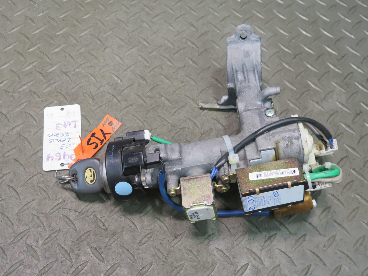 03-05 Lexus IS300 3.0L 2JZGE Sedan A/T Engine ECU ECM Ignition Lock KEY Set OEM