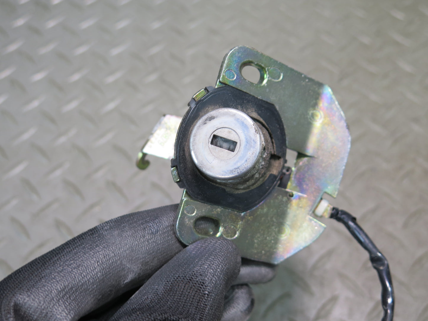 03-05 Lexus IS300 3.0L 2JZGE Sedan A/T Engine ECU ECM Ignition Lock KEY Set OEM