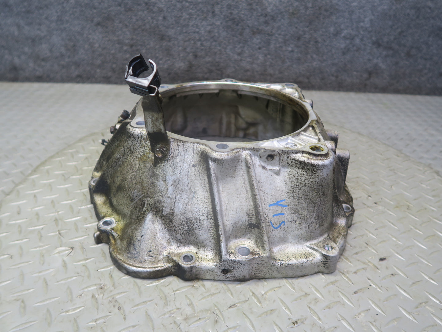 02-05 Lexus JCE10L IS300 A650E Automatic Transmission Bell Housing OEM