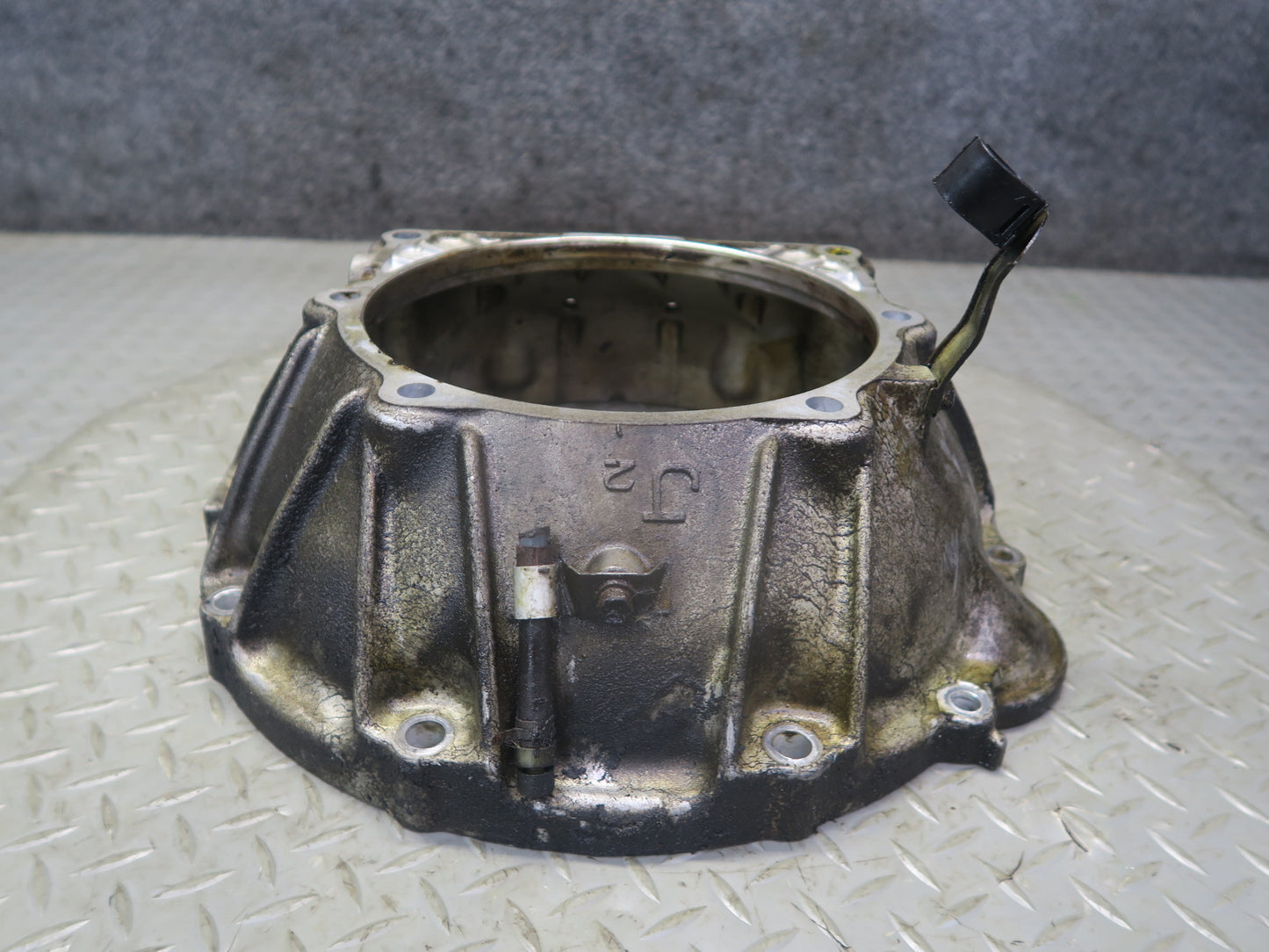 02-05 Lexus JCE10L IS300 A650E Automatic Transmission Bell Housing OEM