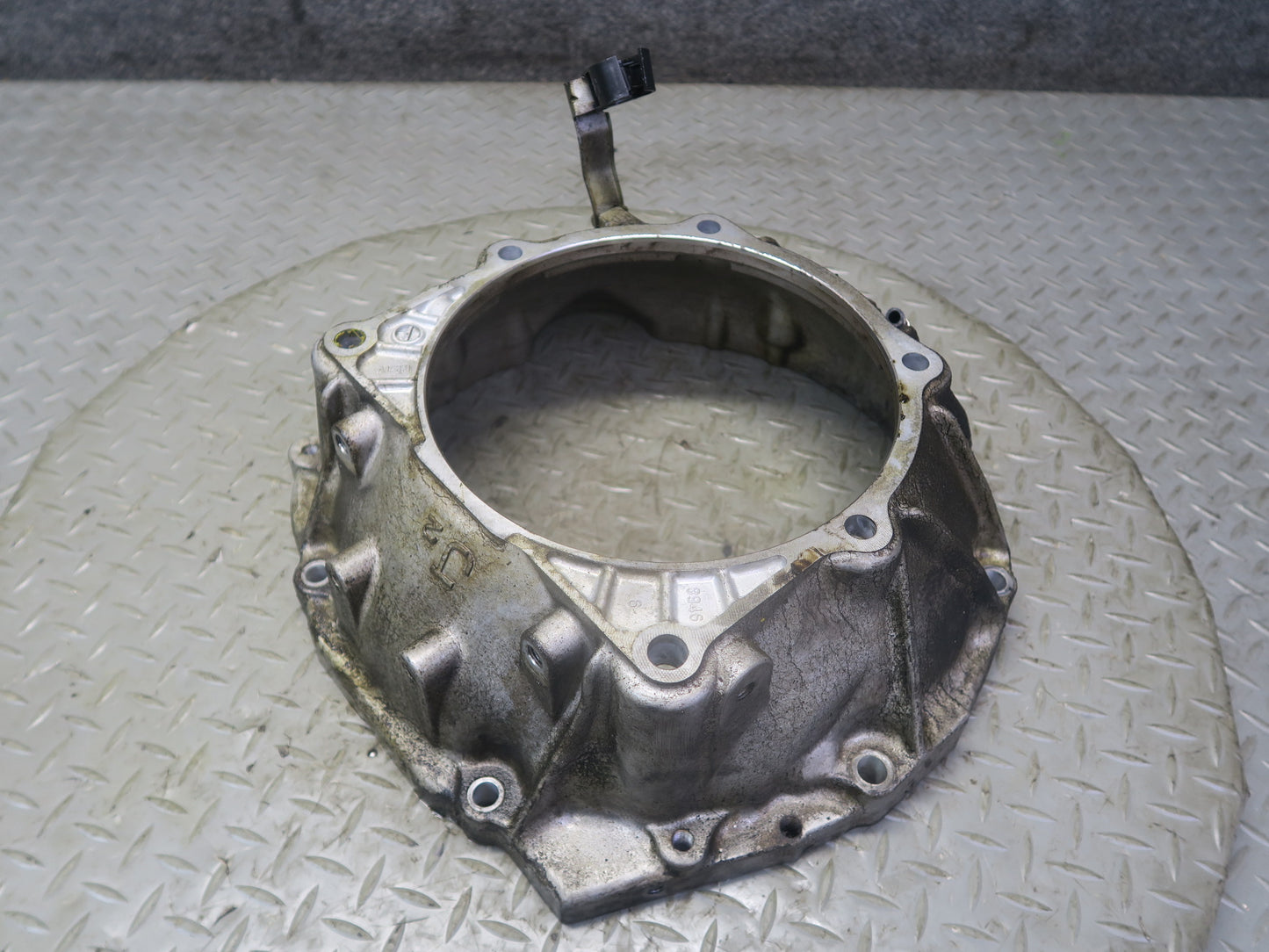 02-05 Lexus JCE10L IS300 A650E Automatic Transmission Bell Housing OEM
