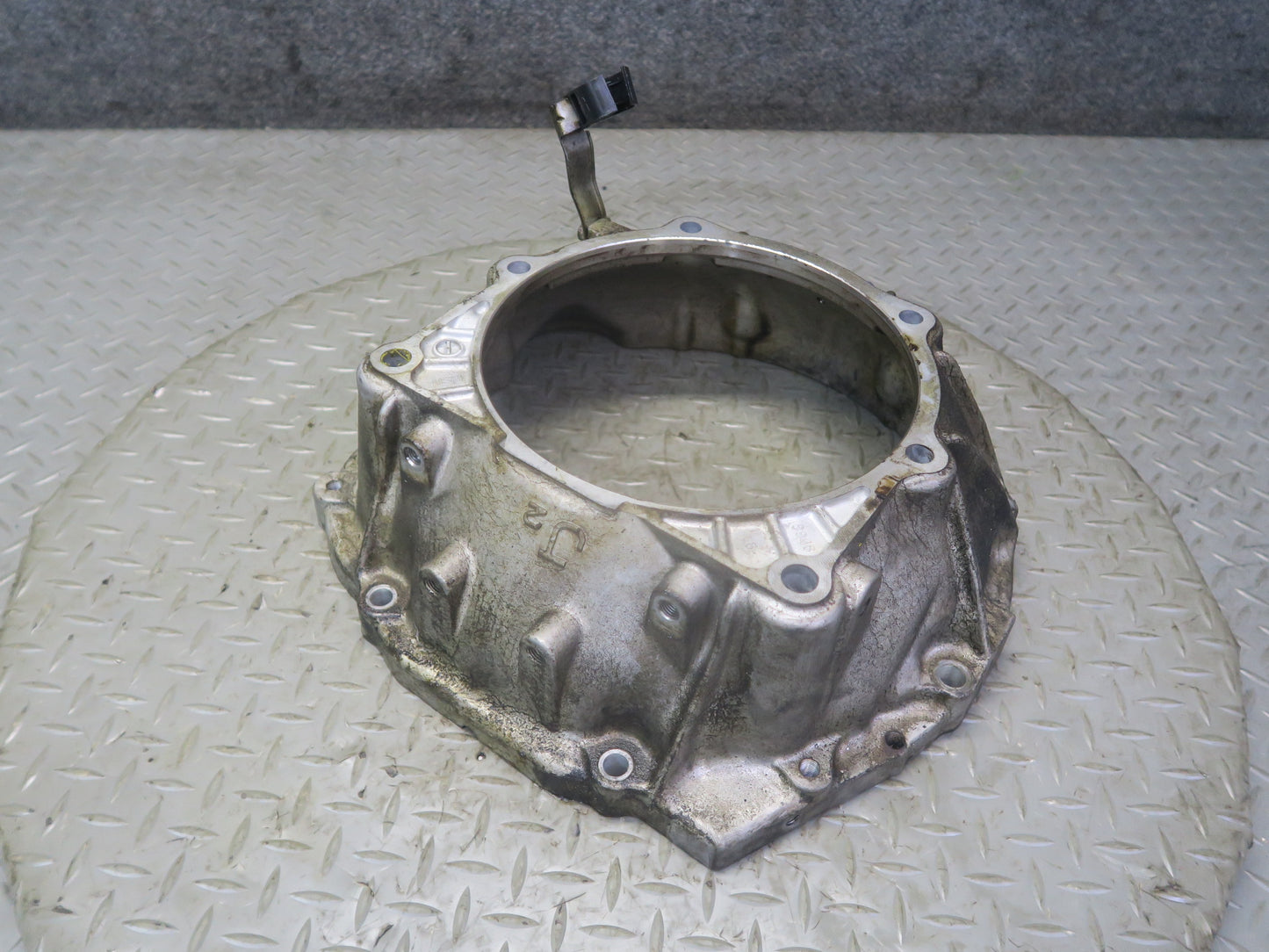 02-05 Lexus JCE10L IS300 A650E Automatic Transmission Bell Housing OEM