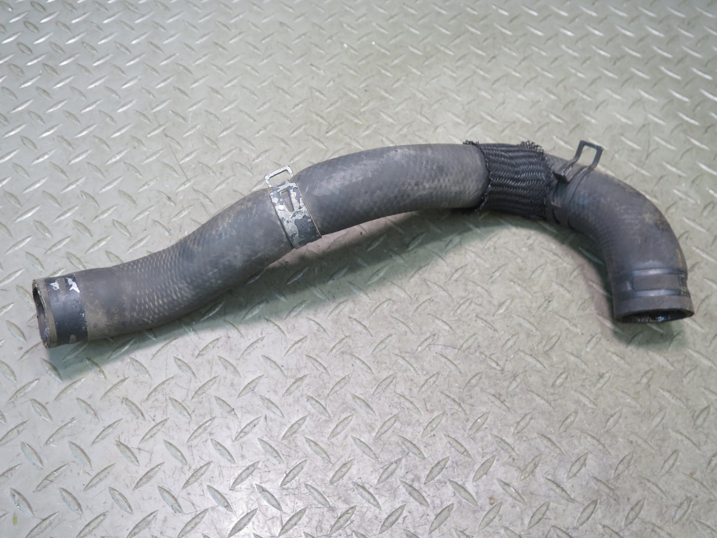 01-05 Lexus JCE10L IS300 Set of 2 Engine Coolant Radiator Hose Line OEM