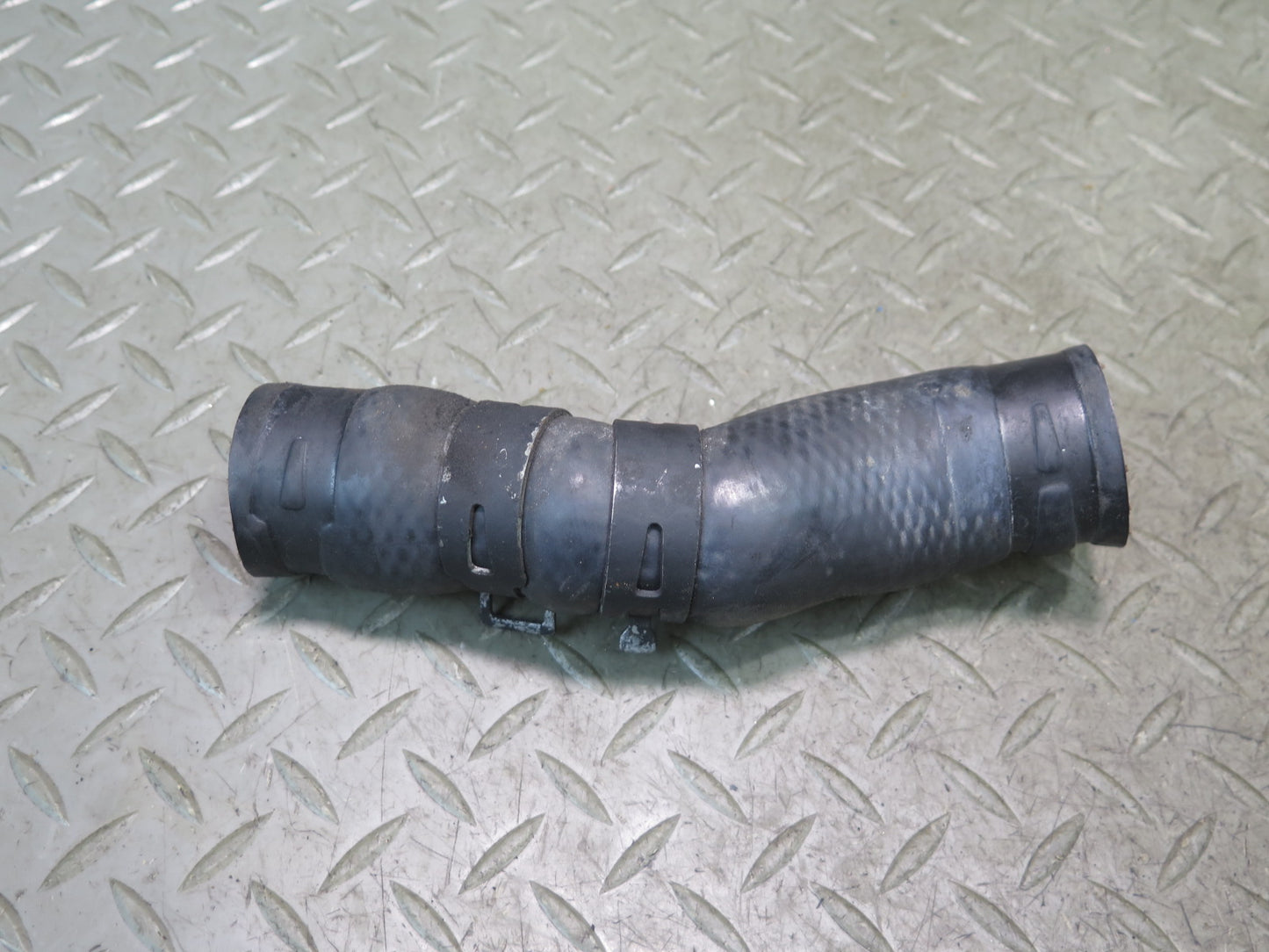 01-05 Lexus JCE10L IS300 Set of 2 Engine Coolant Radiator Hose Line OEM