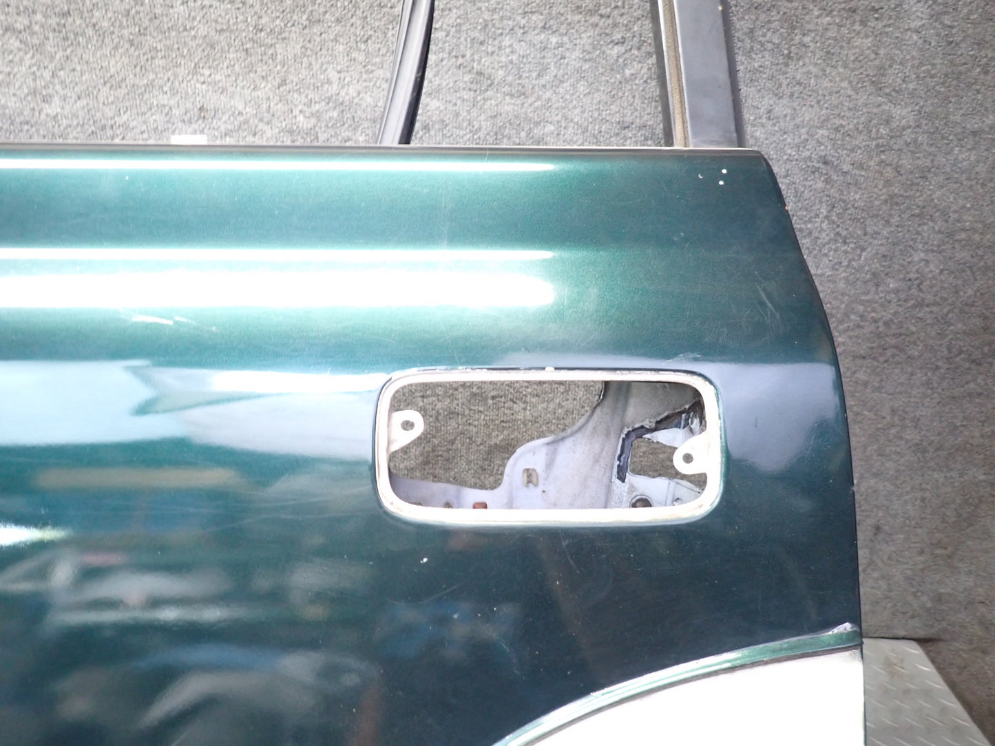 1996-1997 Lexus FZJ80L LX450 Rear Left Door Shell Panel Green