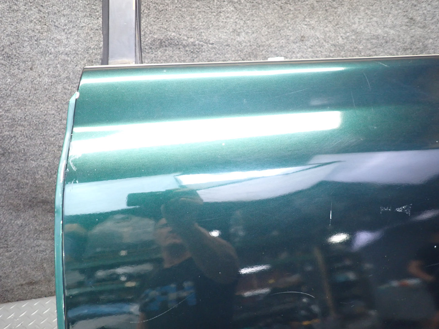 1996-1997 Lexus FZJ80L LX450 Rear Left Door Shell Panel Green