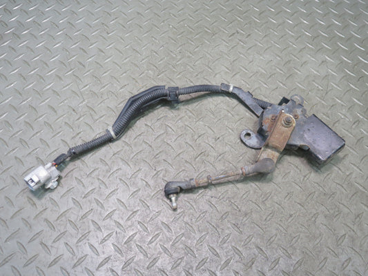 01-05 Lexus JCE10L IS300 Front Suspension Height Sensor OEM
