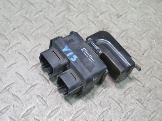 01-05 Lexus JCE10L IS300 Daytime Running Light Relay 82840-53010 OEM