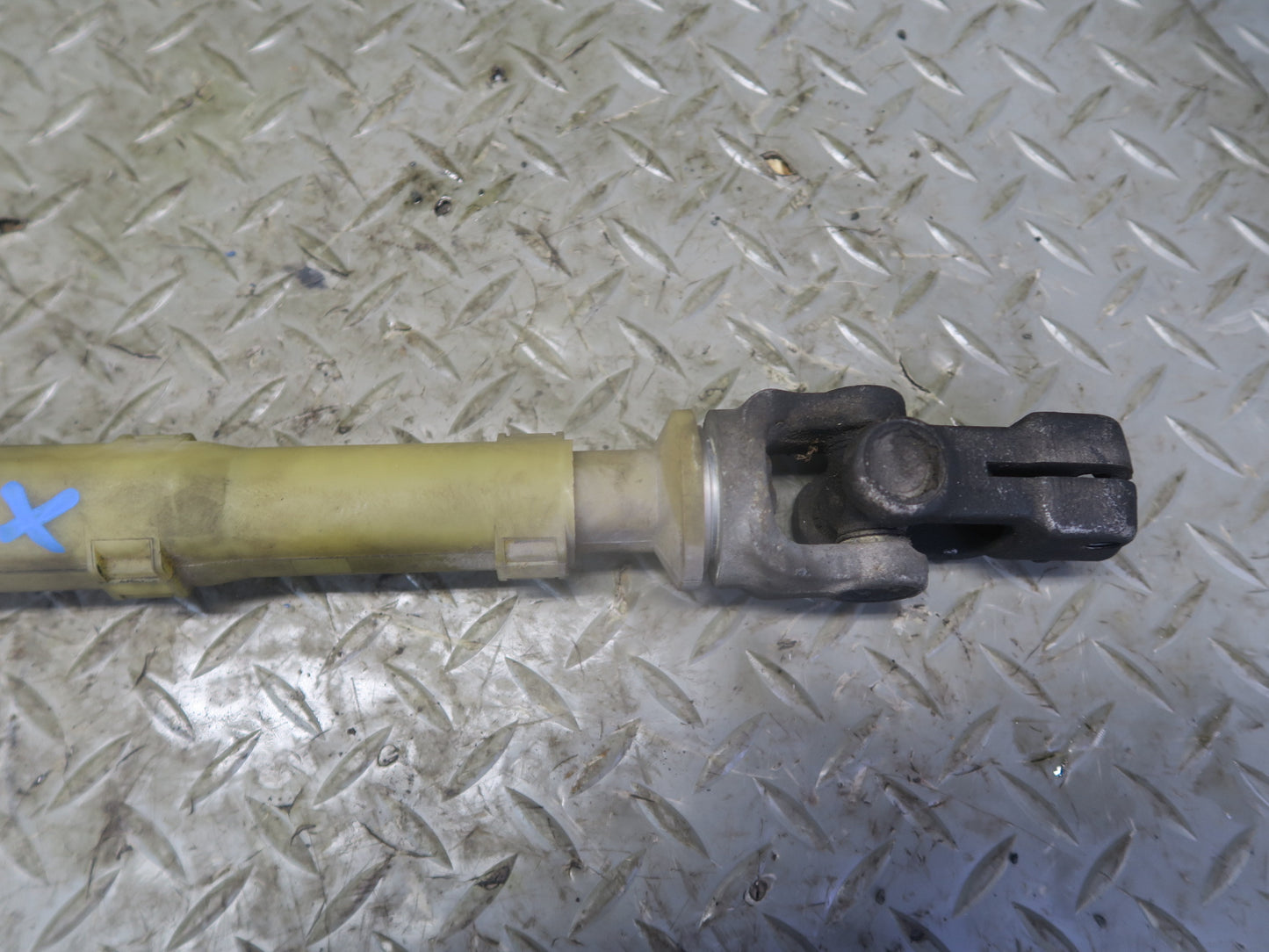 03-08 BMW E85 Z4 2.5L 3.0L Steering Column U Joint Linkage Shaft OEM