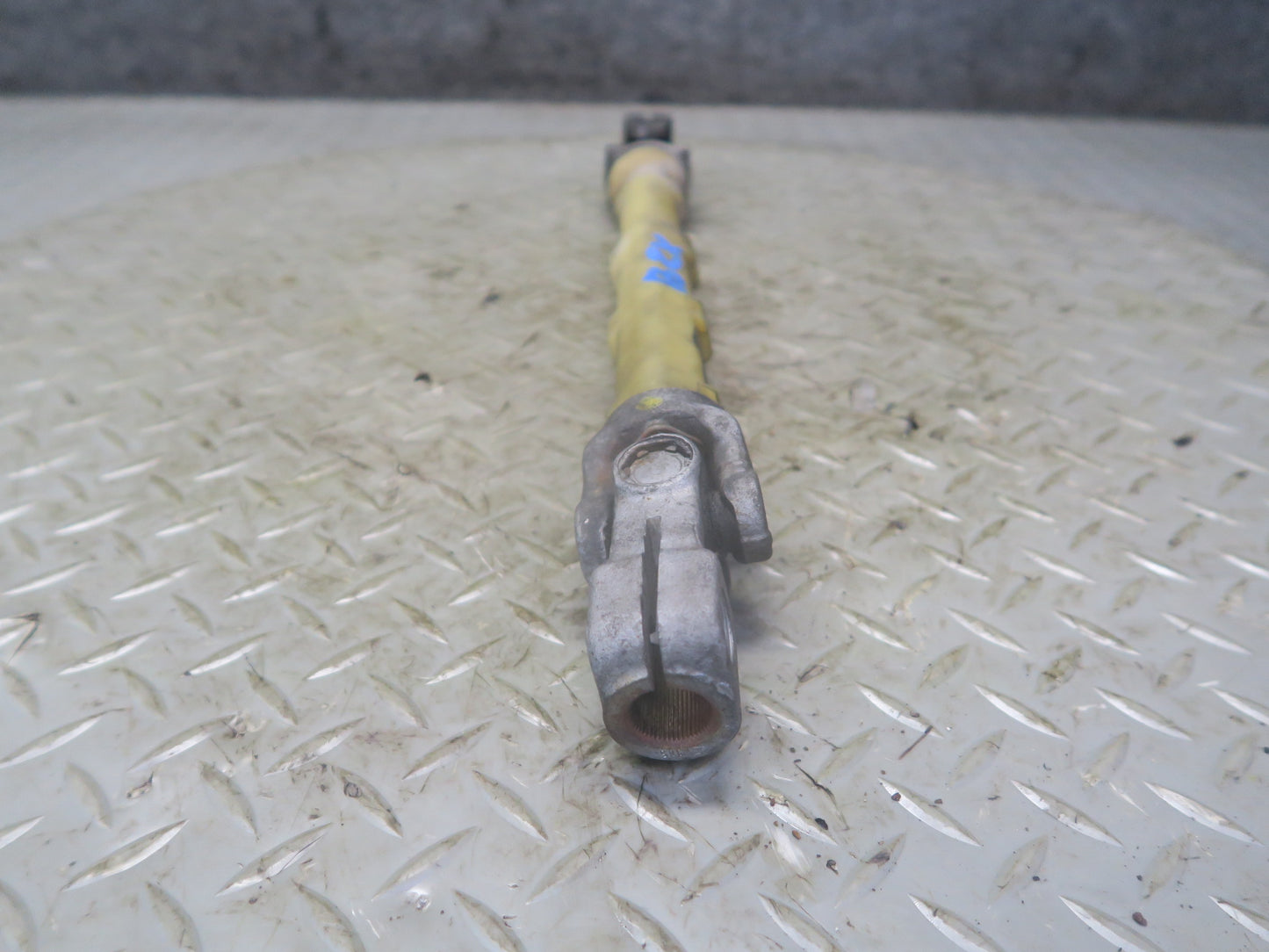 03-08 BMW E85 Z4 2.5L 3.0L Steering Column U Joint Linkage Shaft OEM