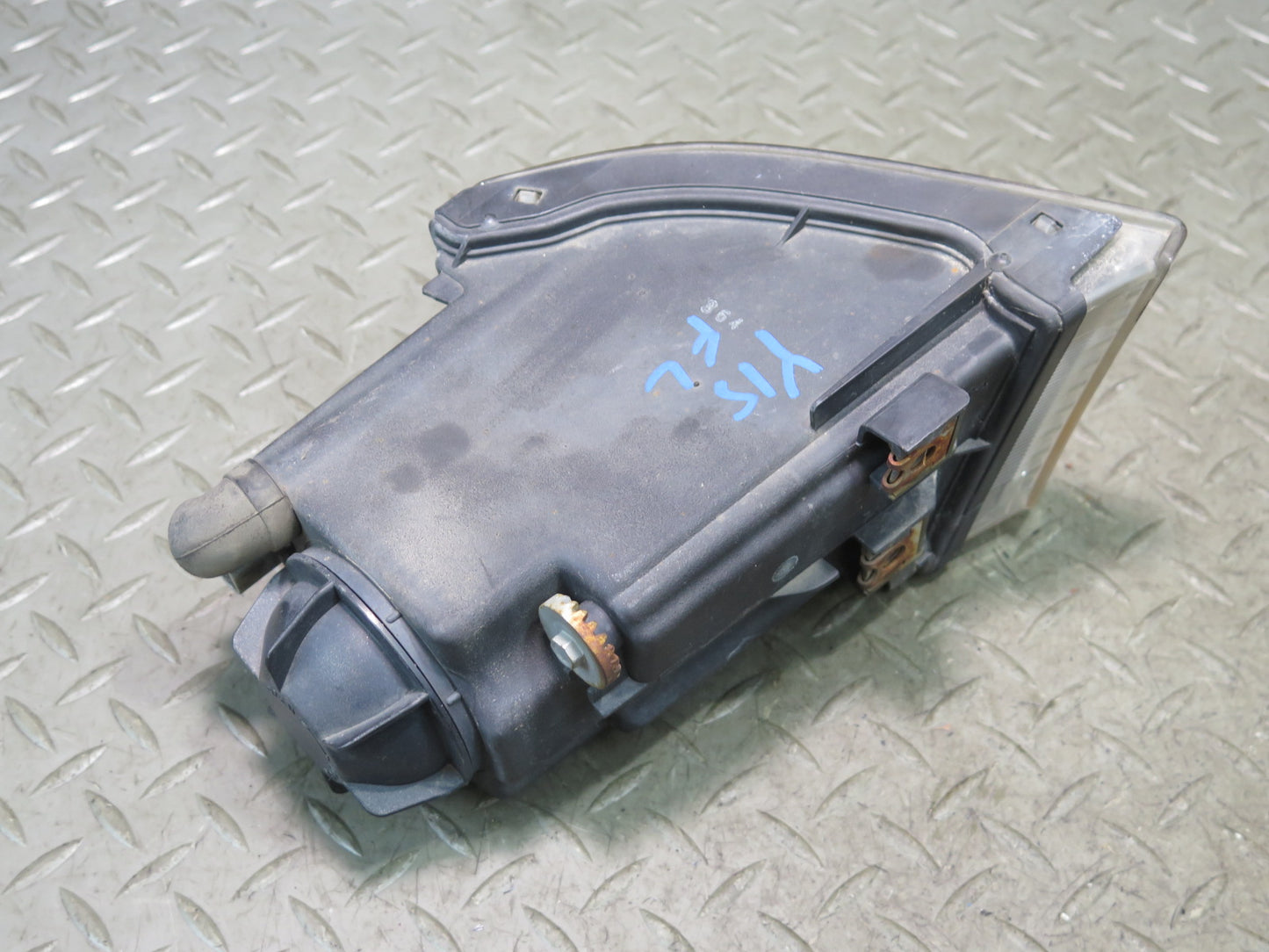 04-05 Lexus IS300 JCE10L Sedan Front Left Fog Light Lamp OEM