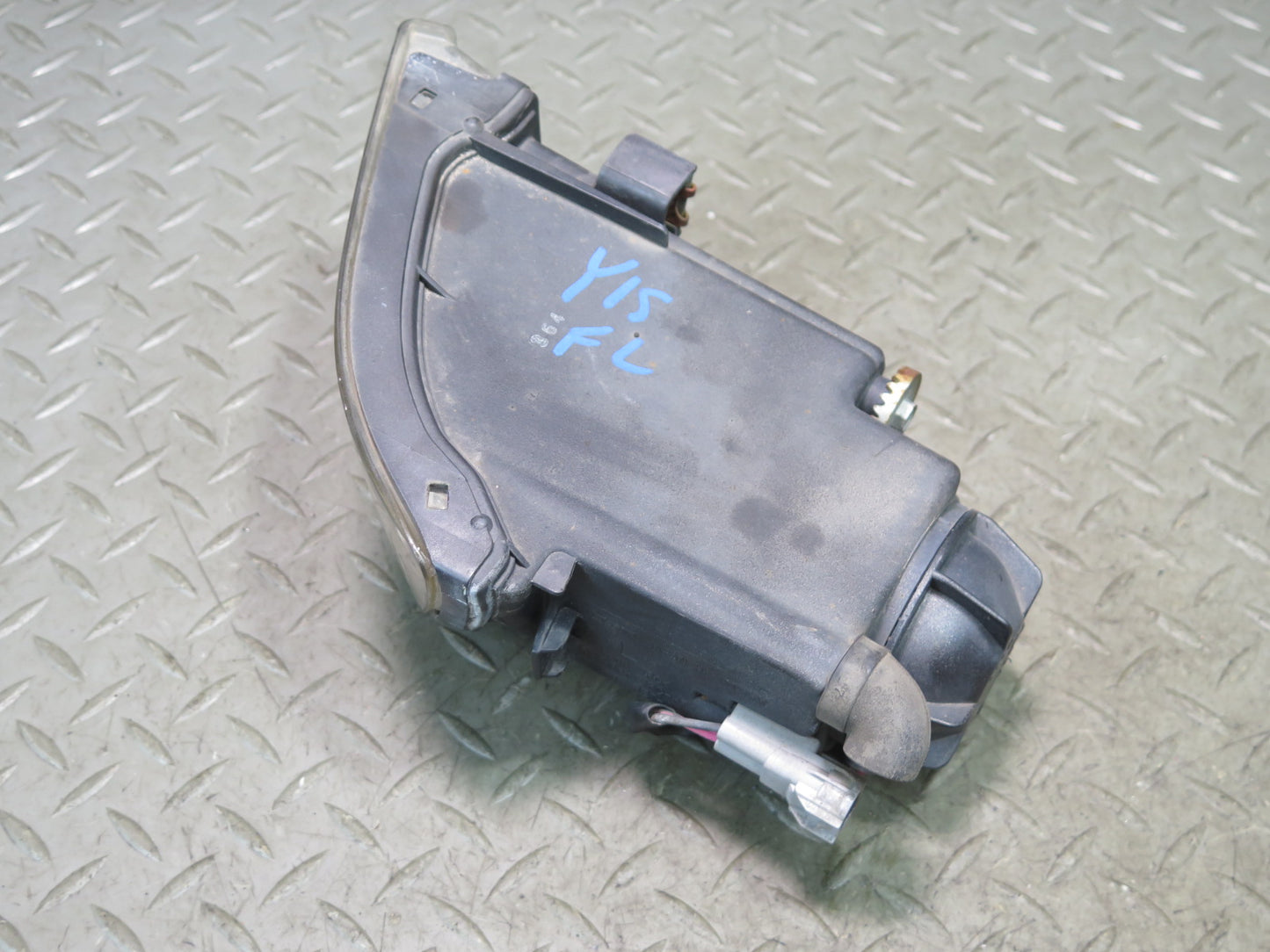 04-05 Lexus IS300 JCE10L Sedan Front Left Fog Light Lamp OEM
