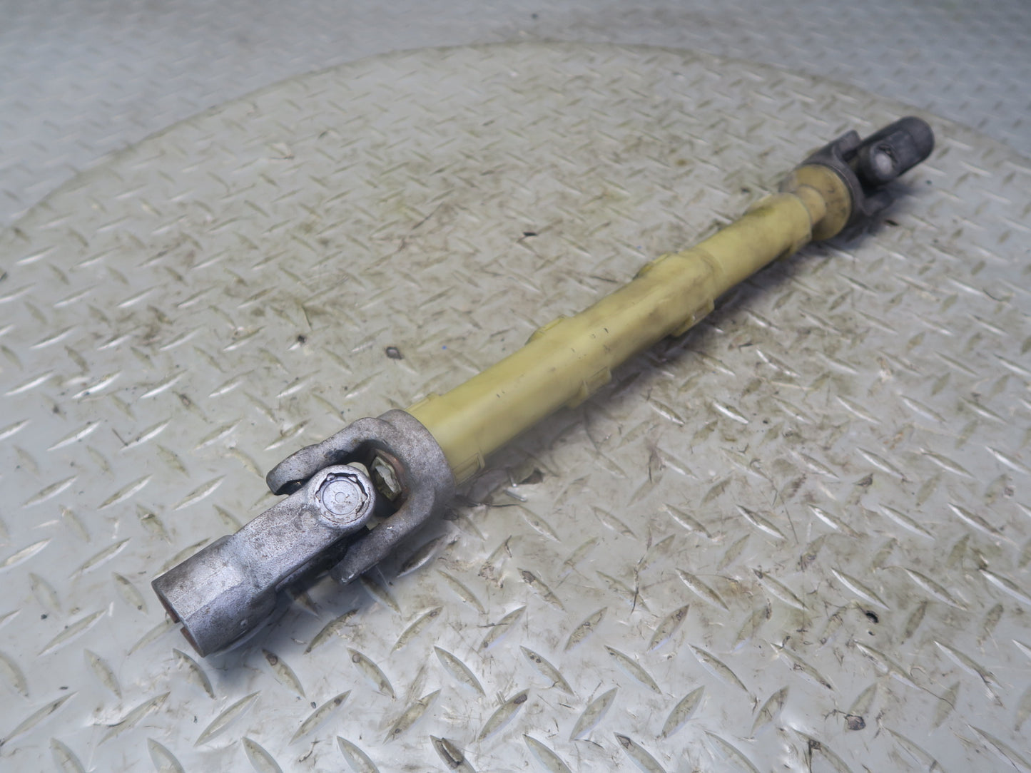 03-08 BMW E85 Z4 2.5L 3.0L Steering Column U Joint Linkage Shaft OEM