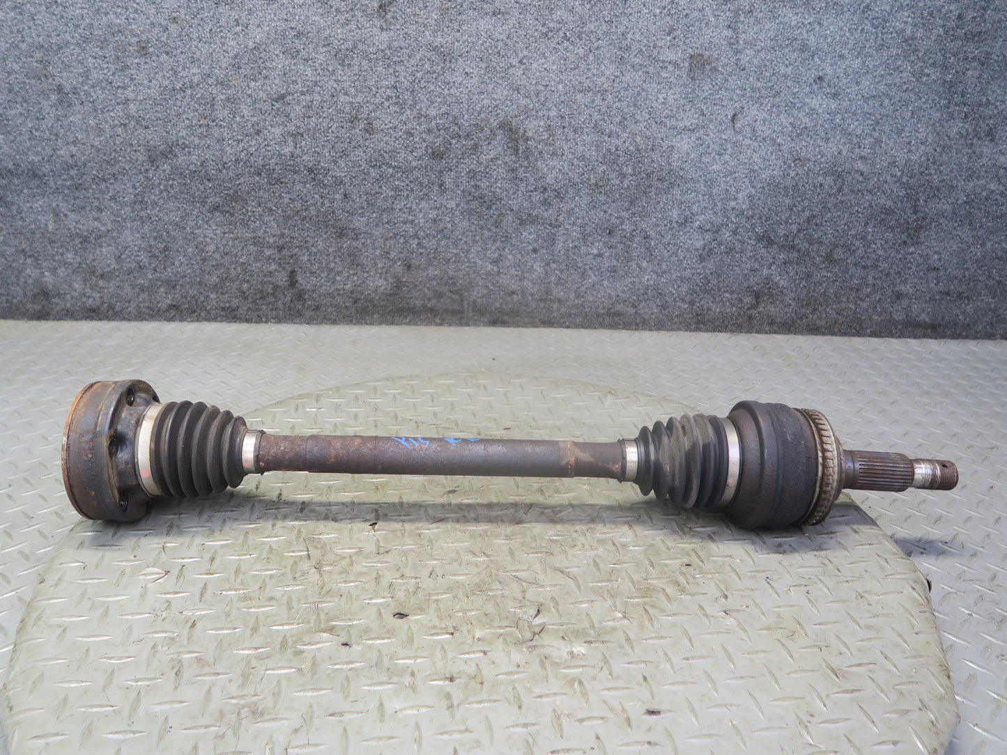 01-05 Lexus JCE10L IS300 Rear Right Suspension Axle Shaft OEM