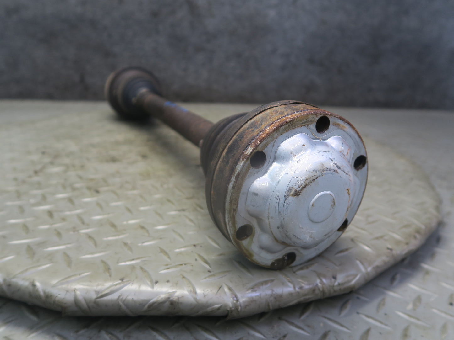 01-05 Lexus JCE10L IS300 Rear Right Suspension Axle Shaft OEM