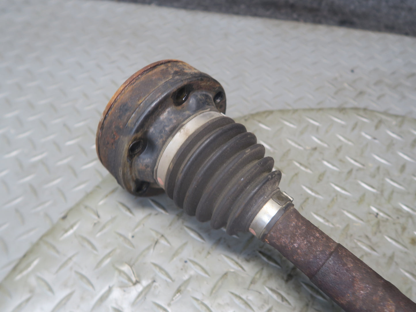 01-05 Lexus JCE10L IS300 Rear Right Suspension Axle Shaft OEM