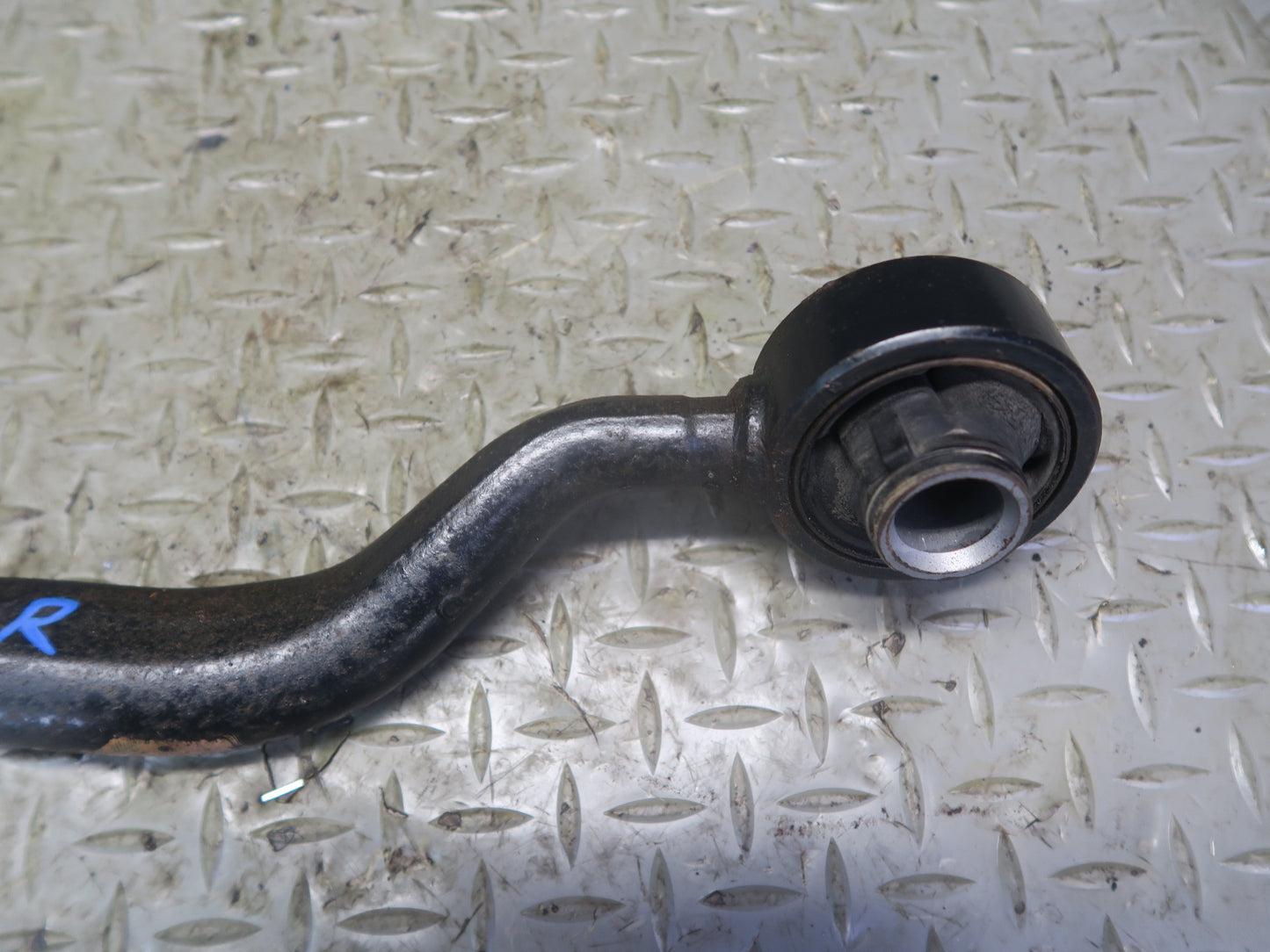 01-05 Lexus IS300 JCE10L Front Right Lower Rearward Control Arm 130K Miles OEM