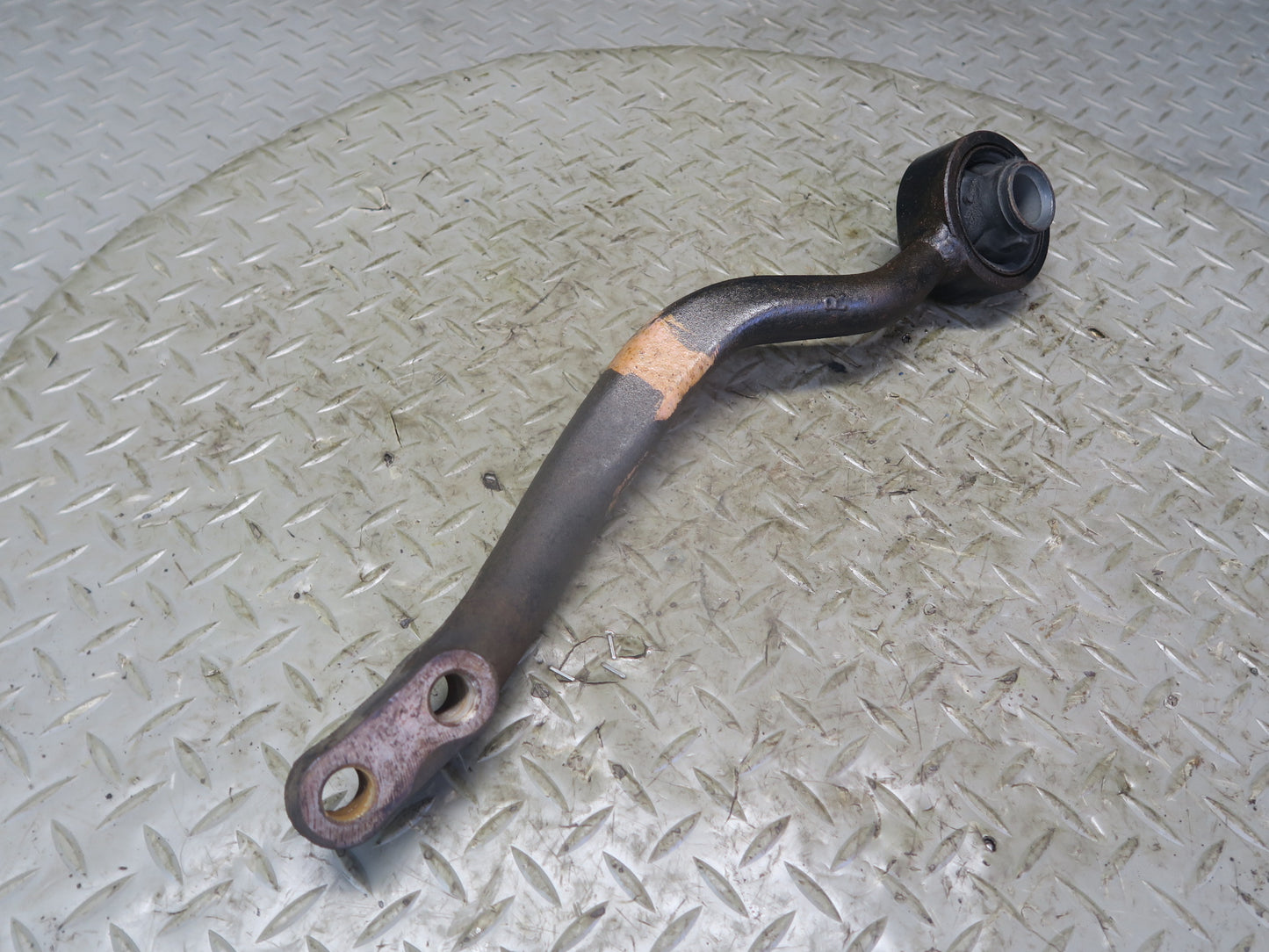 01-05 Lexus IS300 JCE10L Front Right Lower Rearward Control Arm 130K Miles OEM
