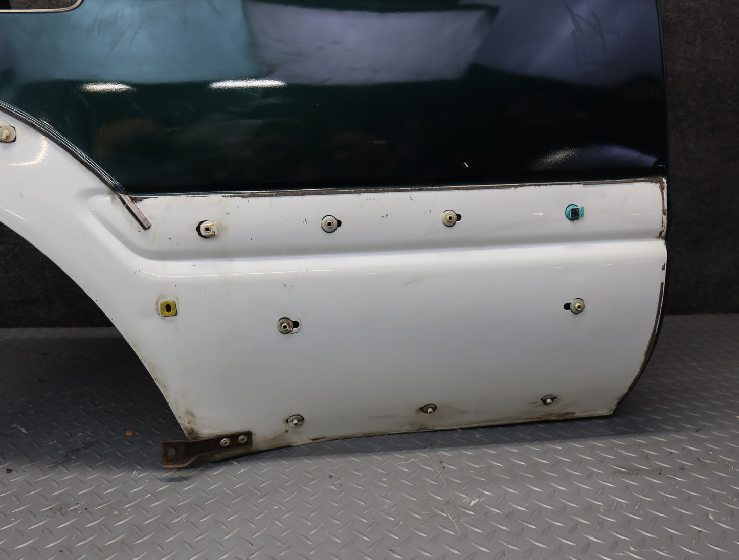 1996-1997 Lexus FZJ80L LX450 Rear Right Door Shell Panel Green
