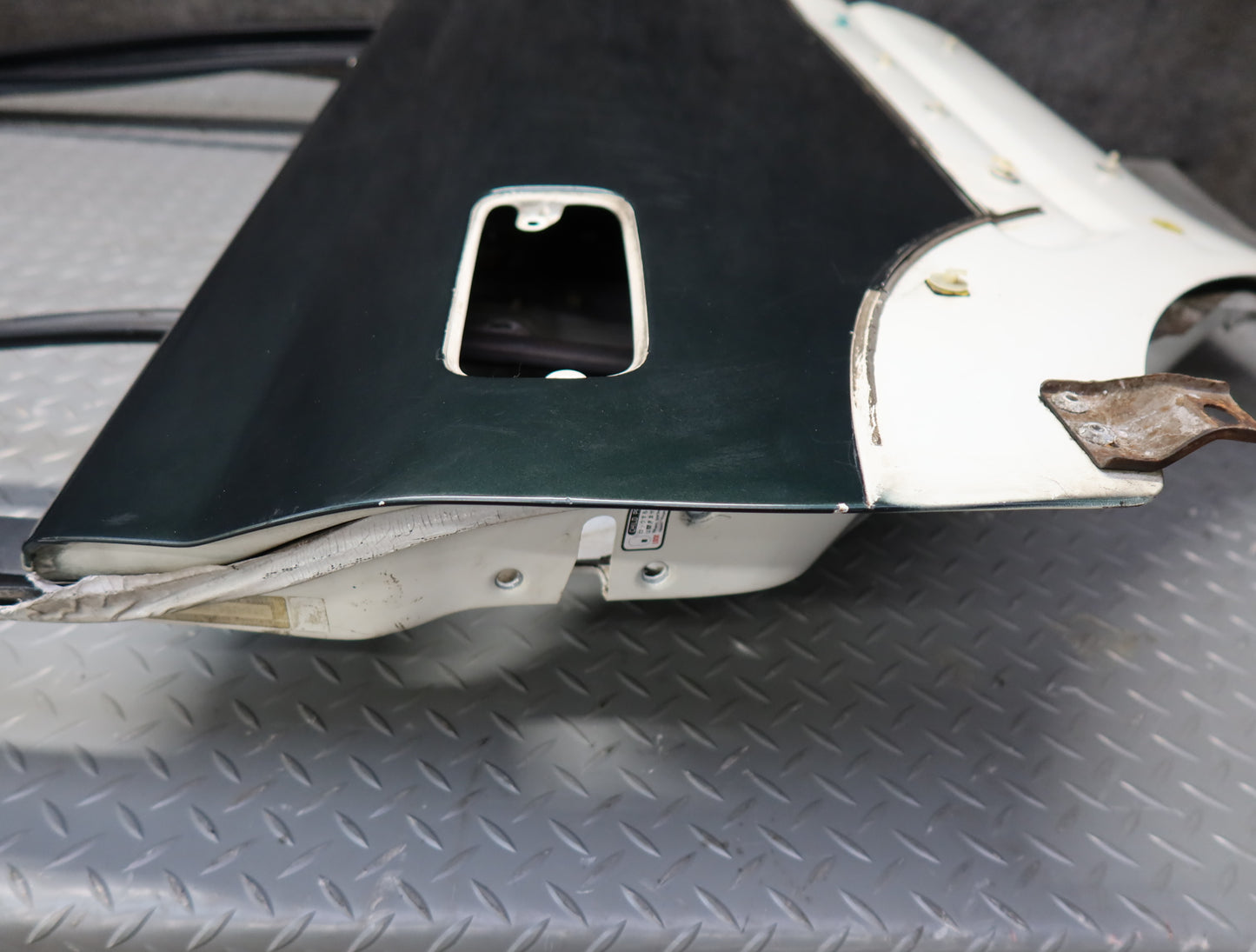 1996-1997 Lexus FZJ80L LX450 Rear Right Door Shell Panel Green