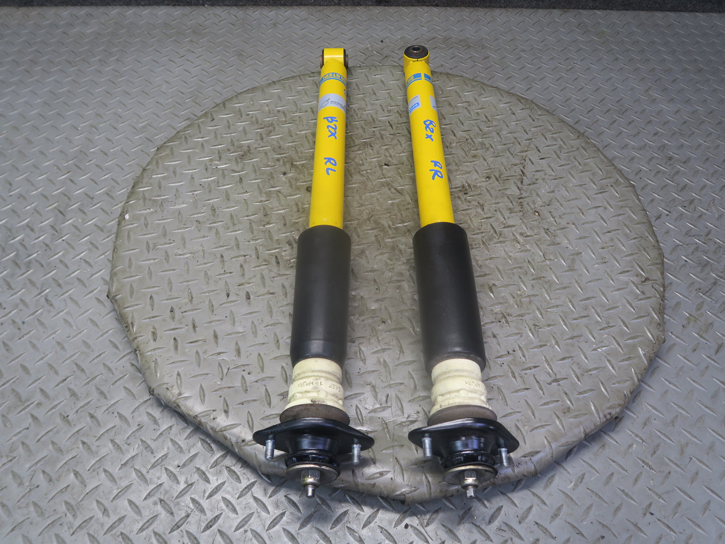 03-05 BMW E85 Z4 M54 RWD Rear Left & Right Strut Shock Absorber Set Bilstein