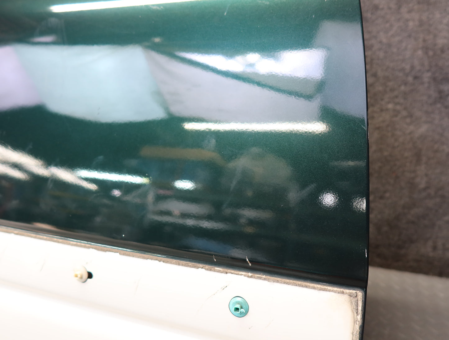 1996-1997 Lexus FZJ80L LX450 Front Right Passenger Door Shell Panel Green