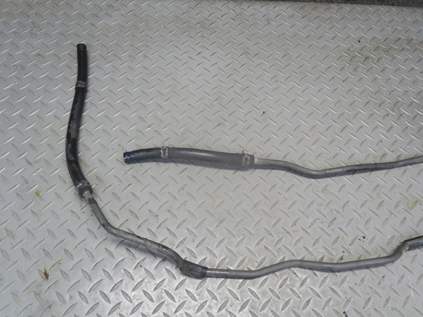 01-05 Lexus IS300 JCE10L A/T Auto Transmission Oil Cooler Hose Pipe Line Set OEM