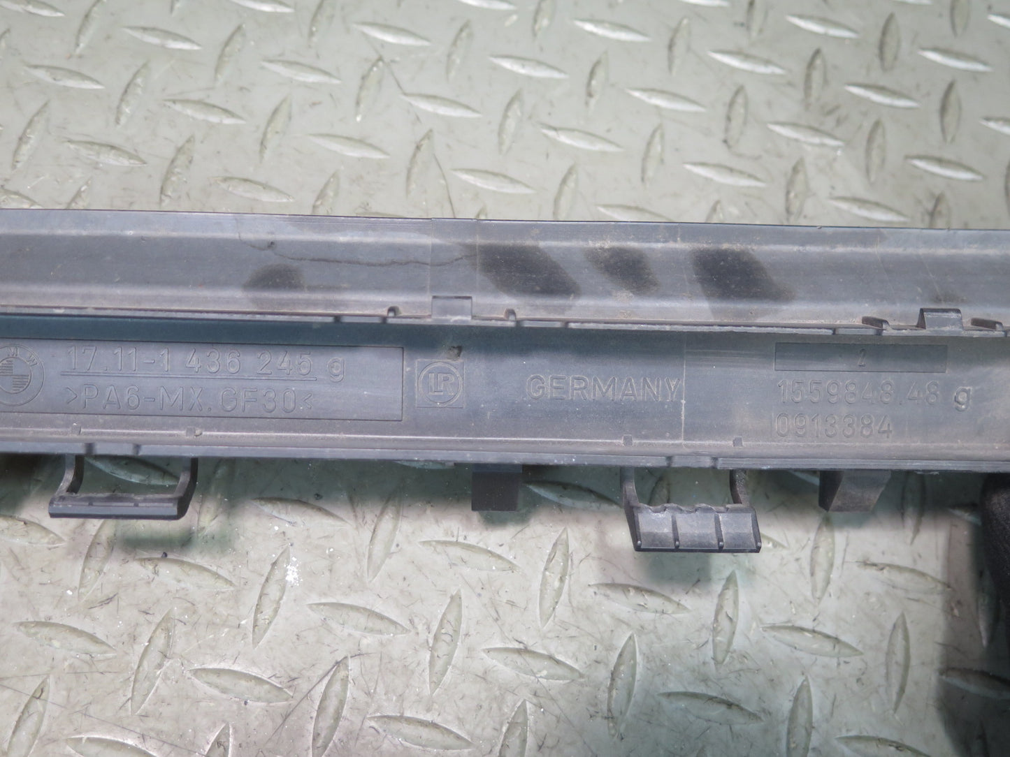 03-05 BMW Z4 E85 E86 Radiator Bracket Housing Shroud Cover Trim Set OEM