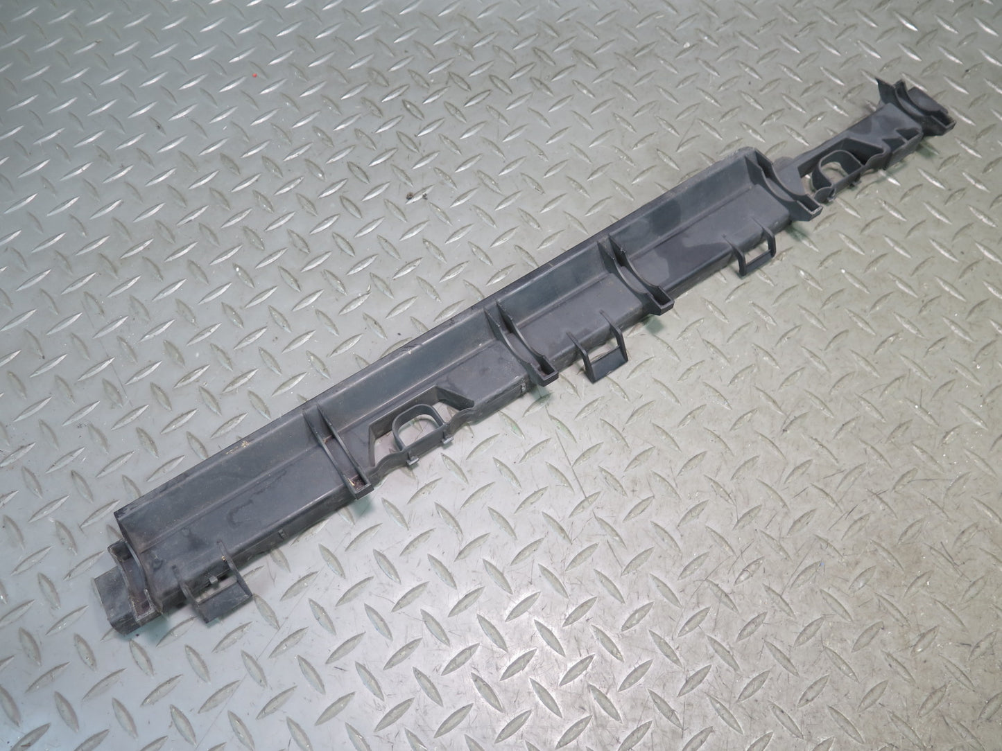03-05 BMW Z4 E85 E86 Radiator Bracket Housing Shroud Cover Trim Set OEM