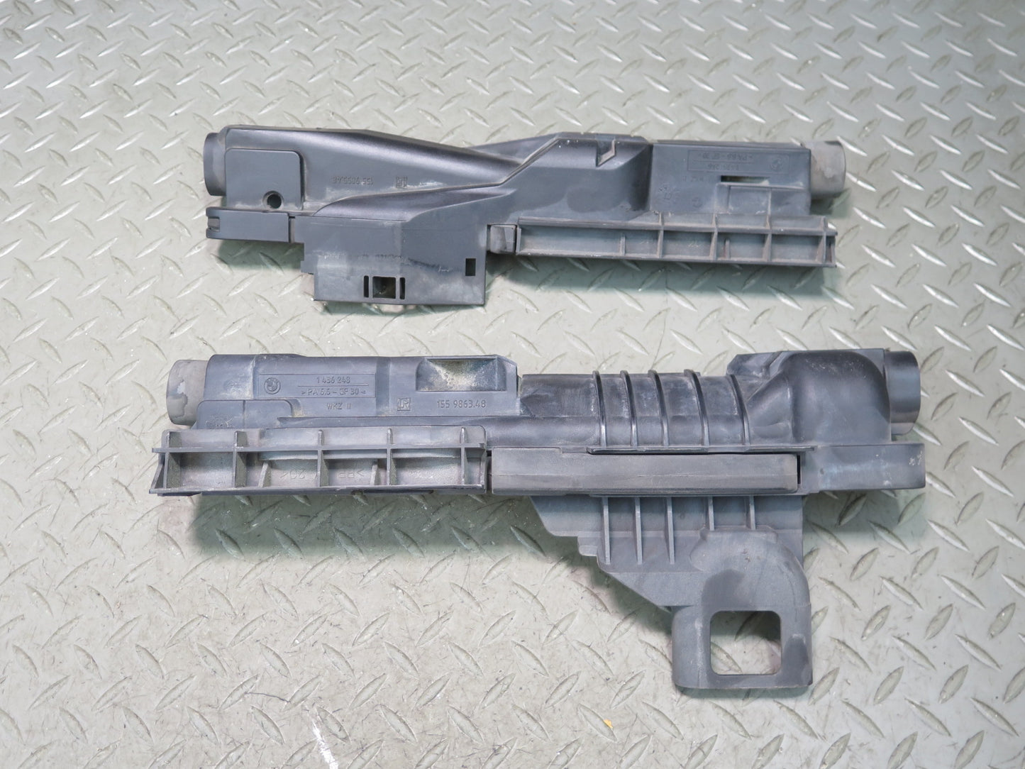 03-05 BMW Z4 E85 E86 Radiator Bracket Housing Shroud Cover Trim Set OEM