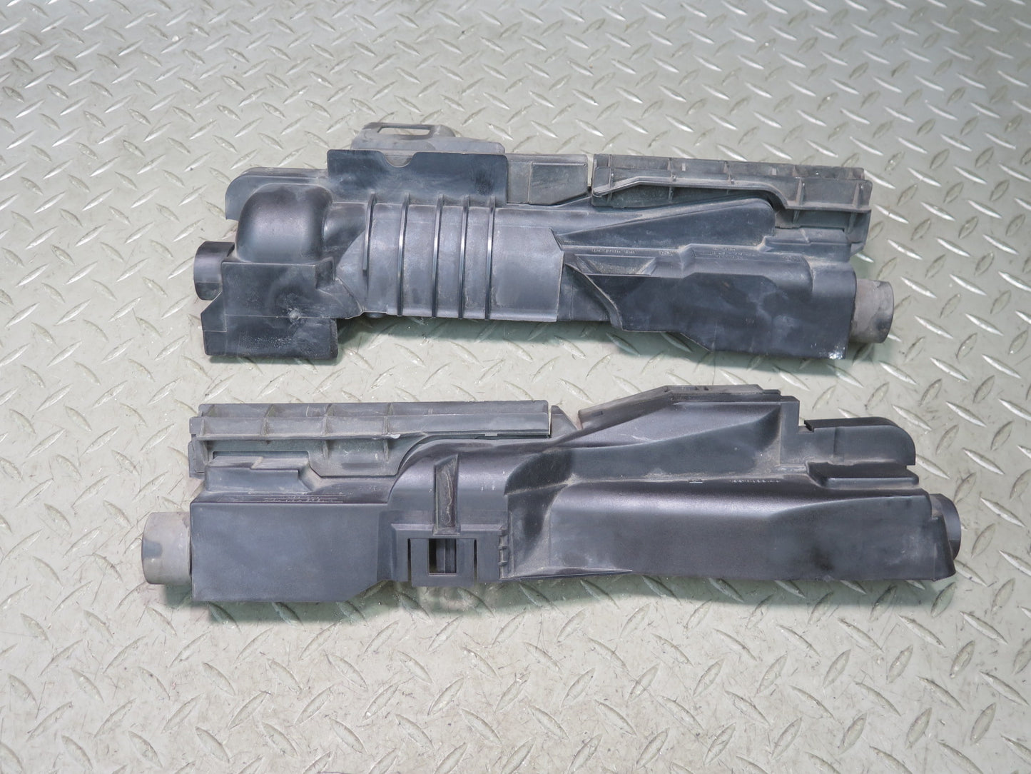 03-05 BMW Z4 E85 E86 Radiator Bracket Housing Shroud Cover Trim Set OEM